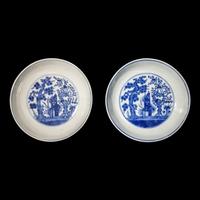 A Pair of Chinese Blue and White Porcelain 'Three Friends of Winter' Plates, 19th Century 清晚期 青花歲寒三友賞盤一對