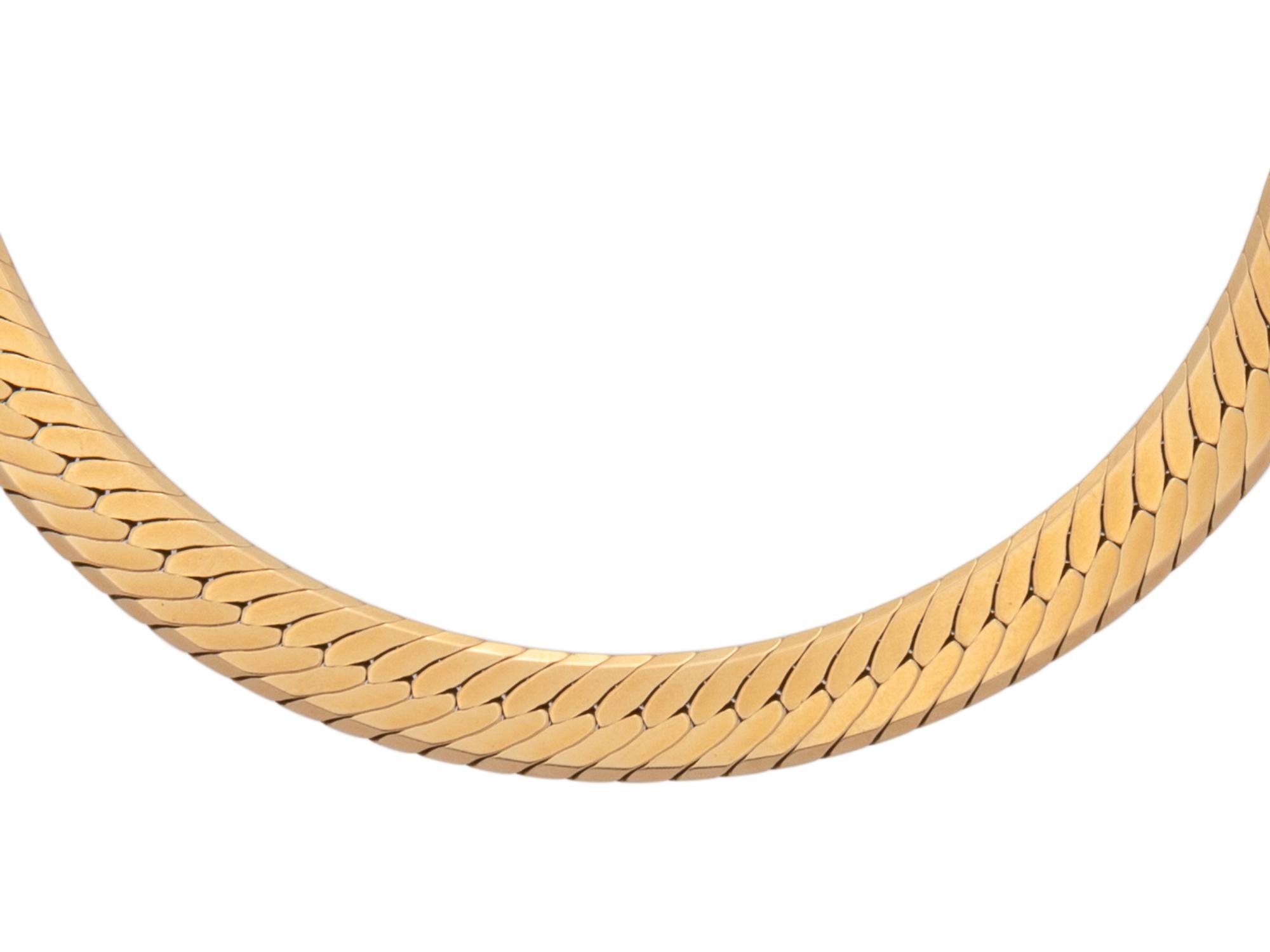 YELLOW GOLD NECKLACE