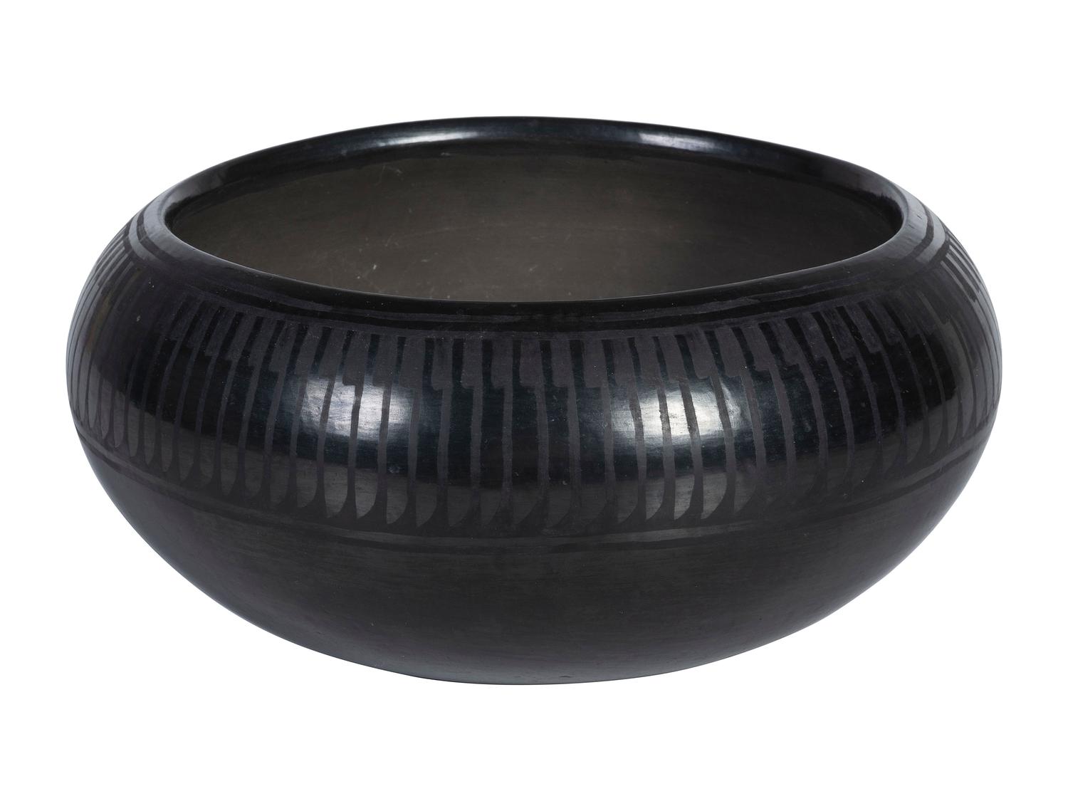 Blackware Pottery Bowl, with Repeating Feather Design