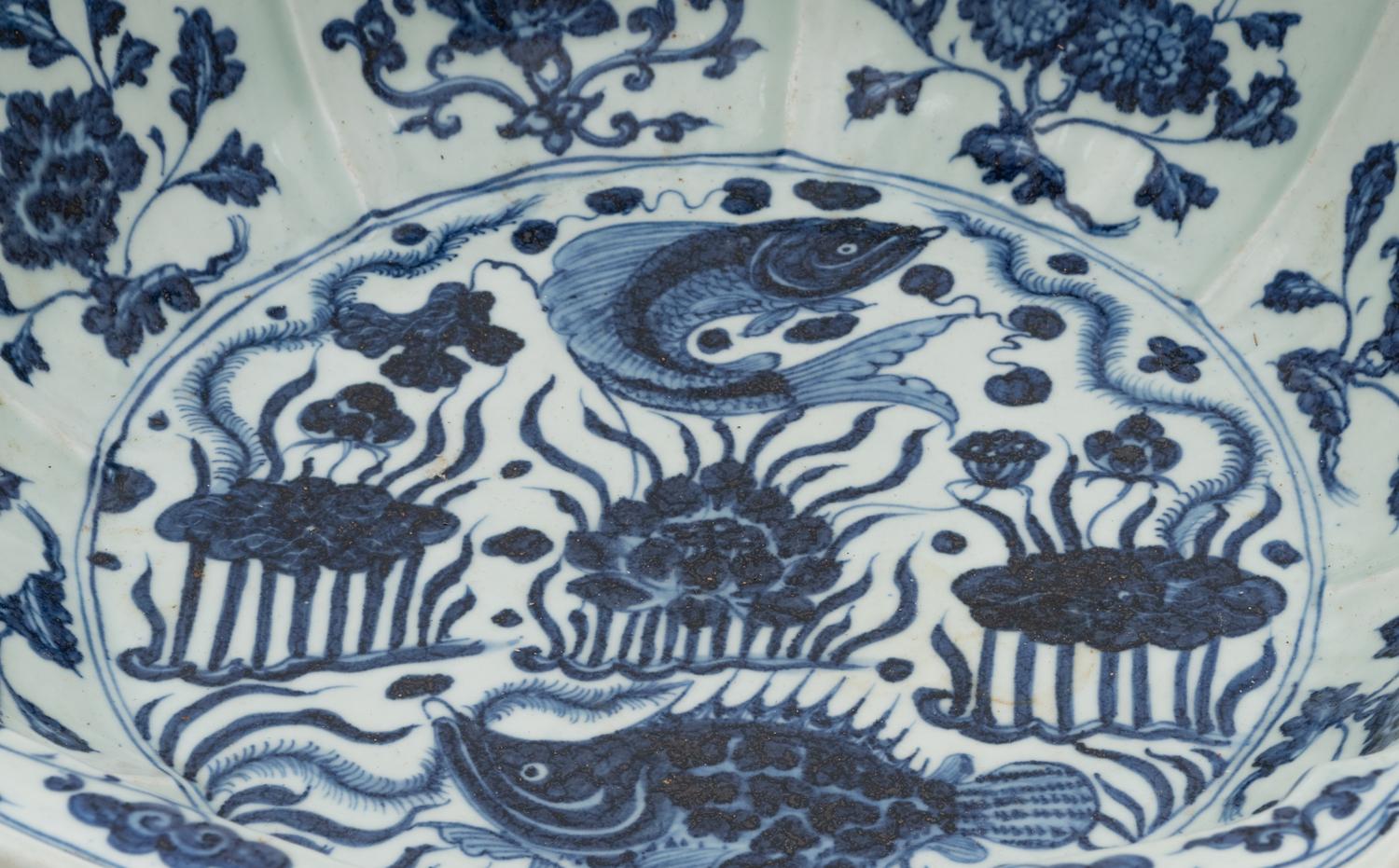 A Chinese Blue and White Porcelain Basin