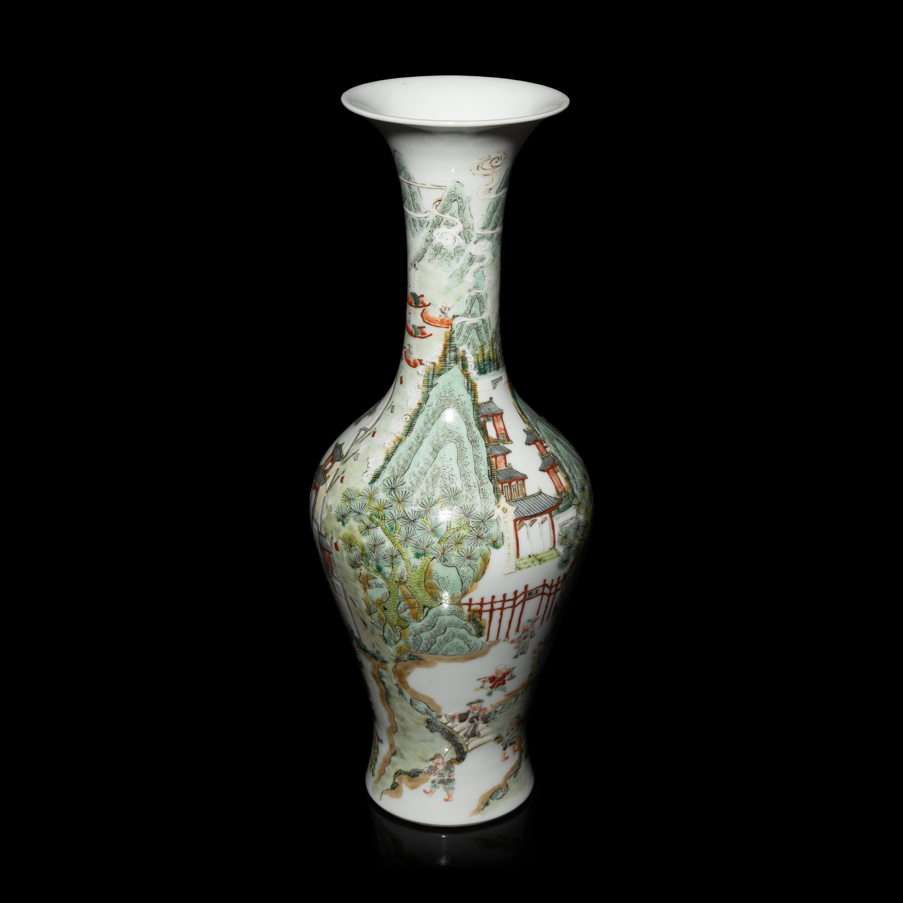 A Large Chinese Famille Rose Porcelain Vase, Late 19th-20th Century — 晚清-民國 粉彩山水人物圖瓶