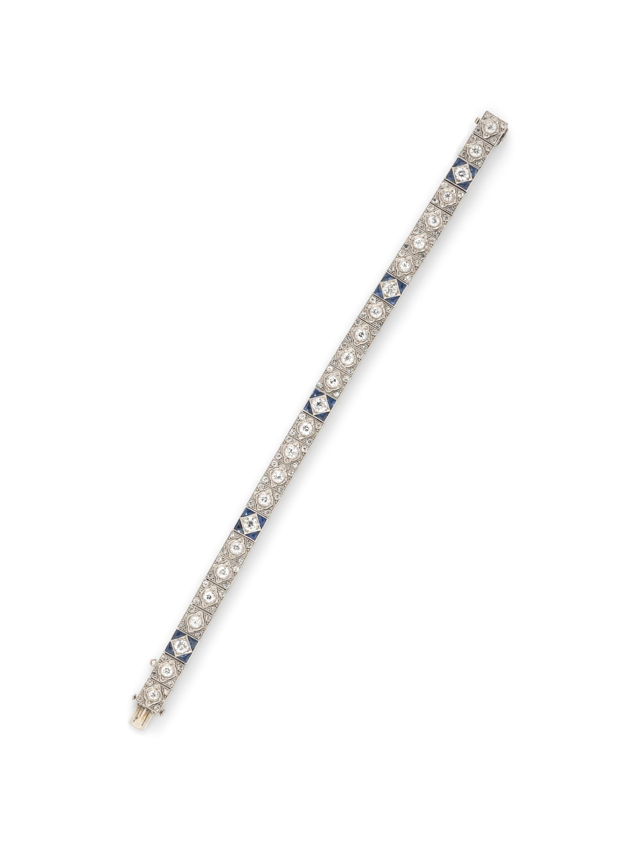ART DECO, DIAMOND AND SAPPHIRE BRACELET