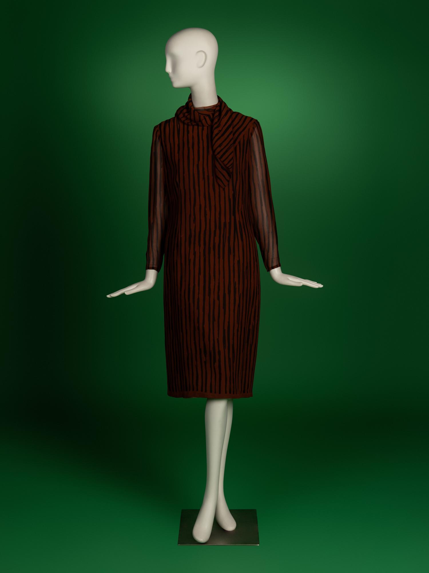 Mona von Bismarck; Givenchy Haute Couture Dress