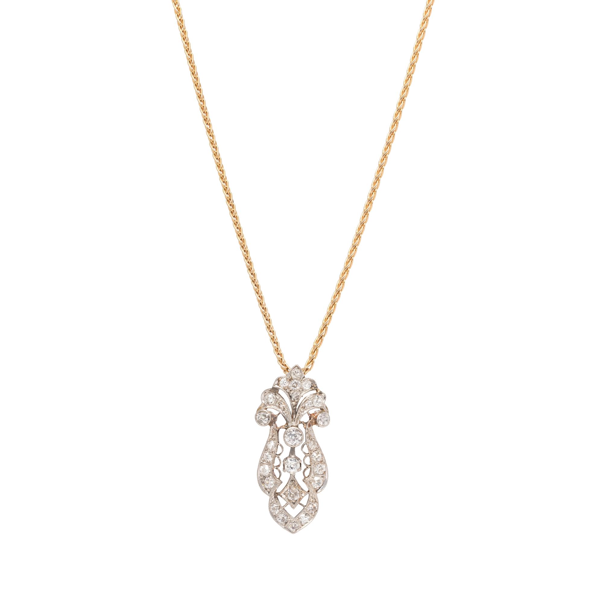 DIAMOND PENDANT/NECKLACE