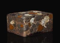 A Japanese Rinpa style metal and mother of pearl-inlaid lacquer "Morning Glories" box, Edo to Meiji period 琳派嵌百寶漆盒 江戶至明治