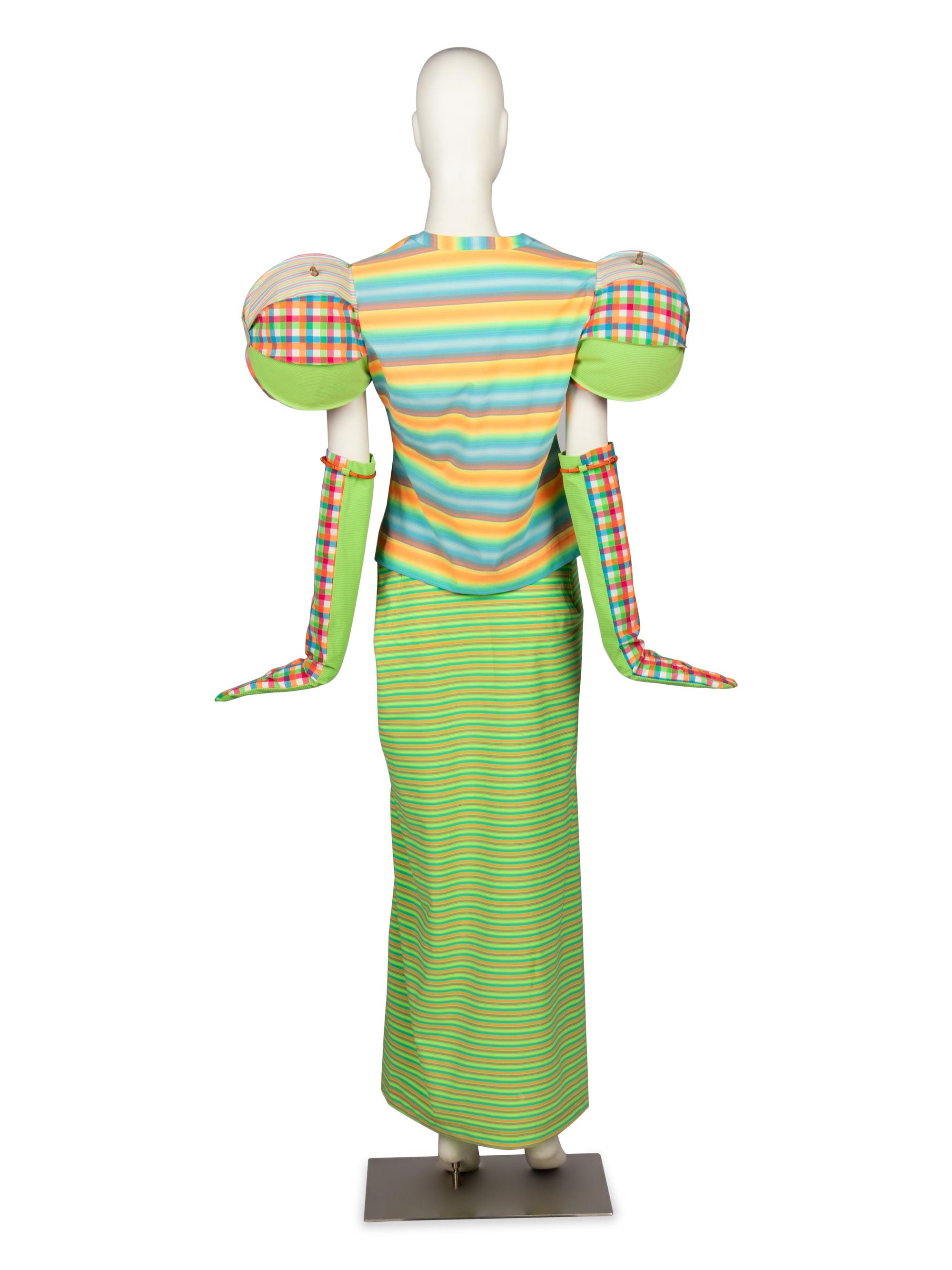 Issey Miyake, Pneumatic Ensemble, F/W 2000