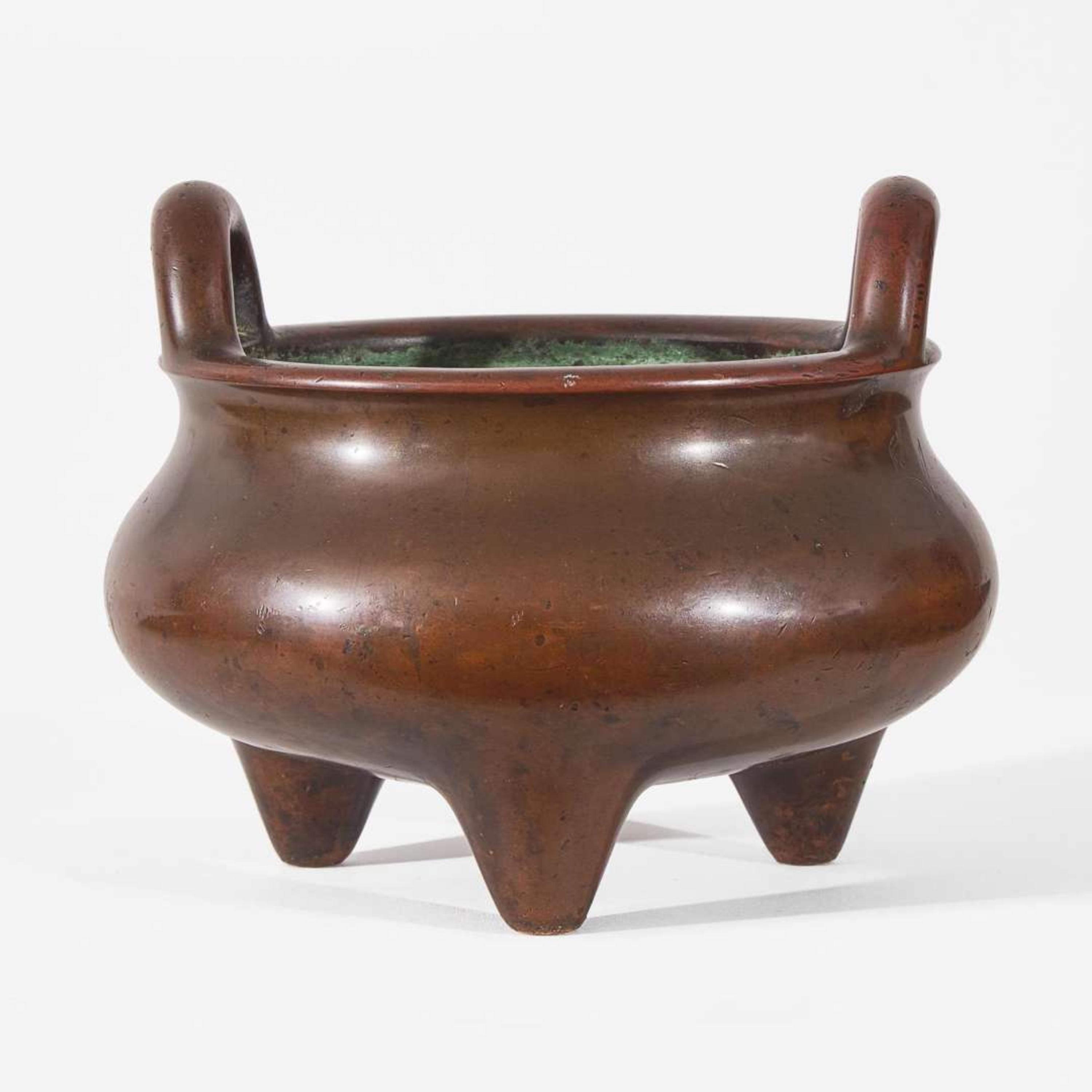 A Chinese patinated bronze tripod censer 铜香炉一颗 Xuande mark, 18th century or earlier ??? ???????