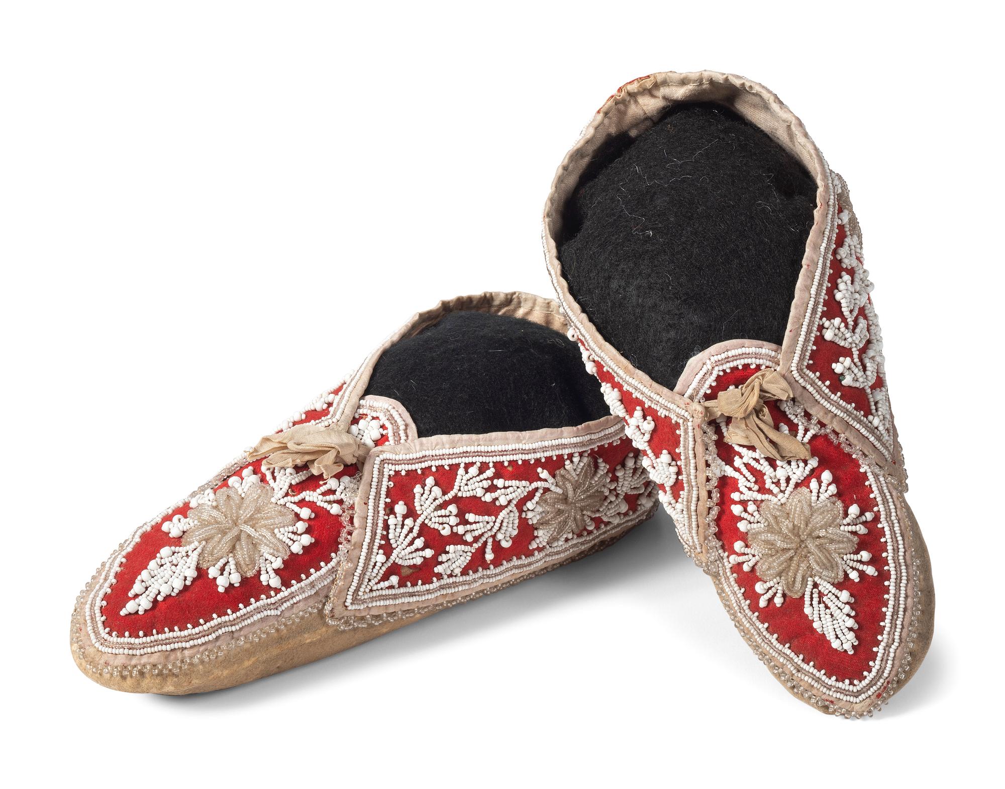 Seneca Beaded Hide Moccasins, with Red Trade Wool