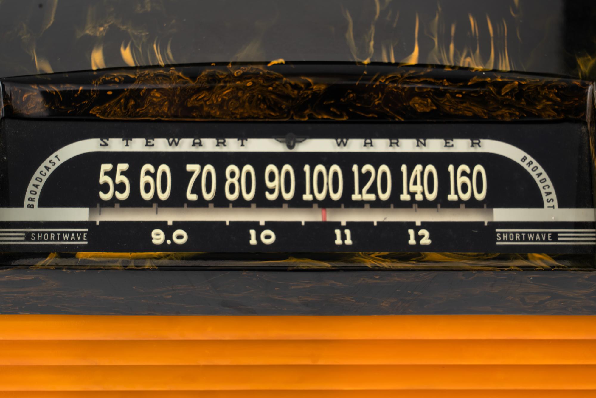 A Stewart Warner 62T36 Radio