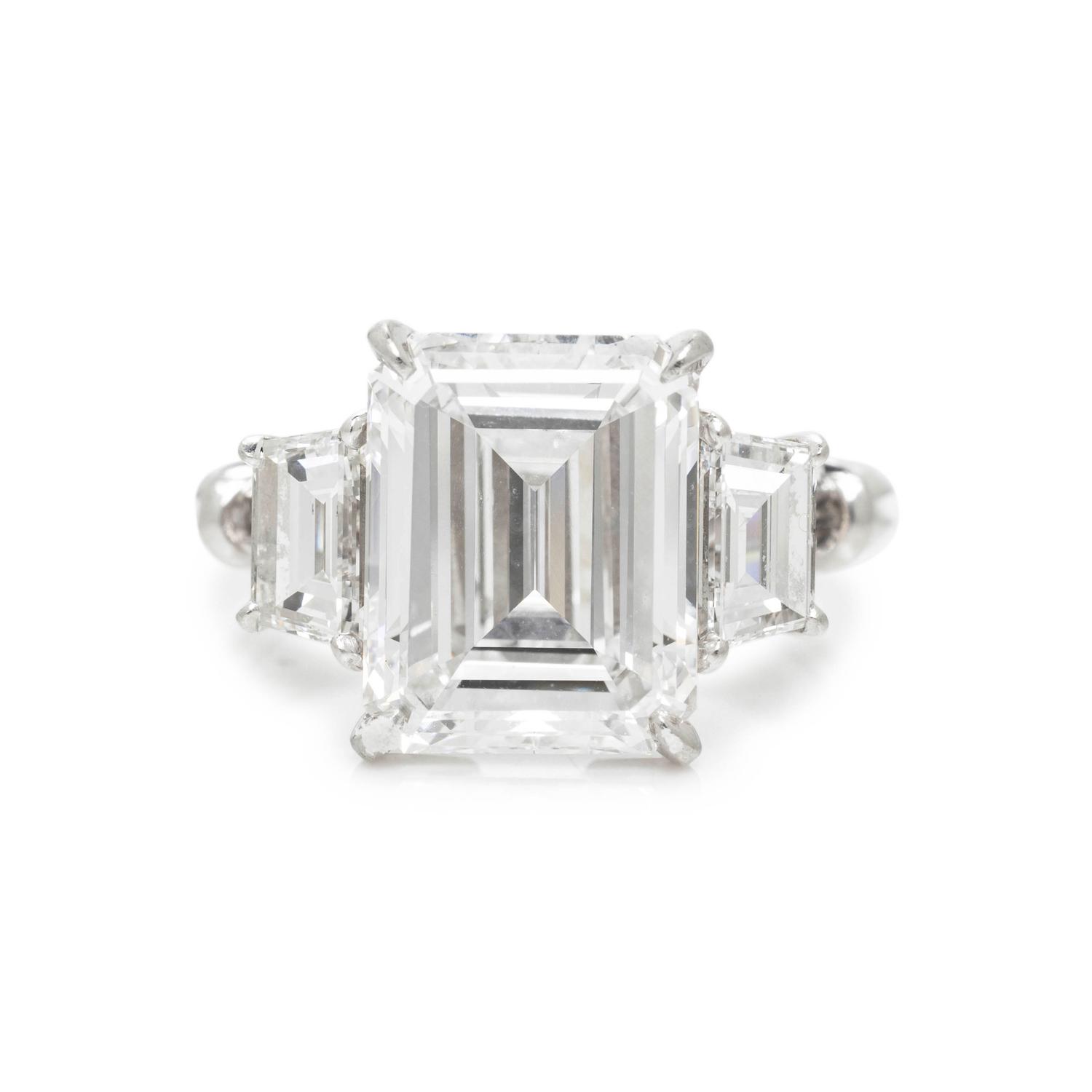 AN IMPORTANT DIAMOND RING
