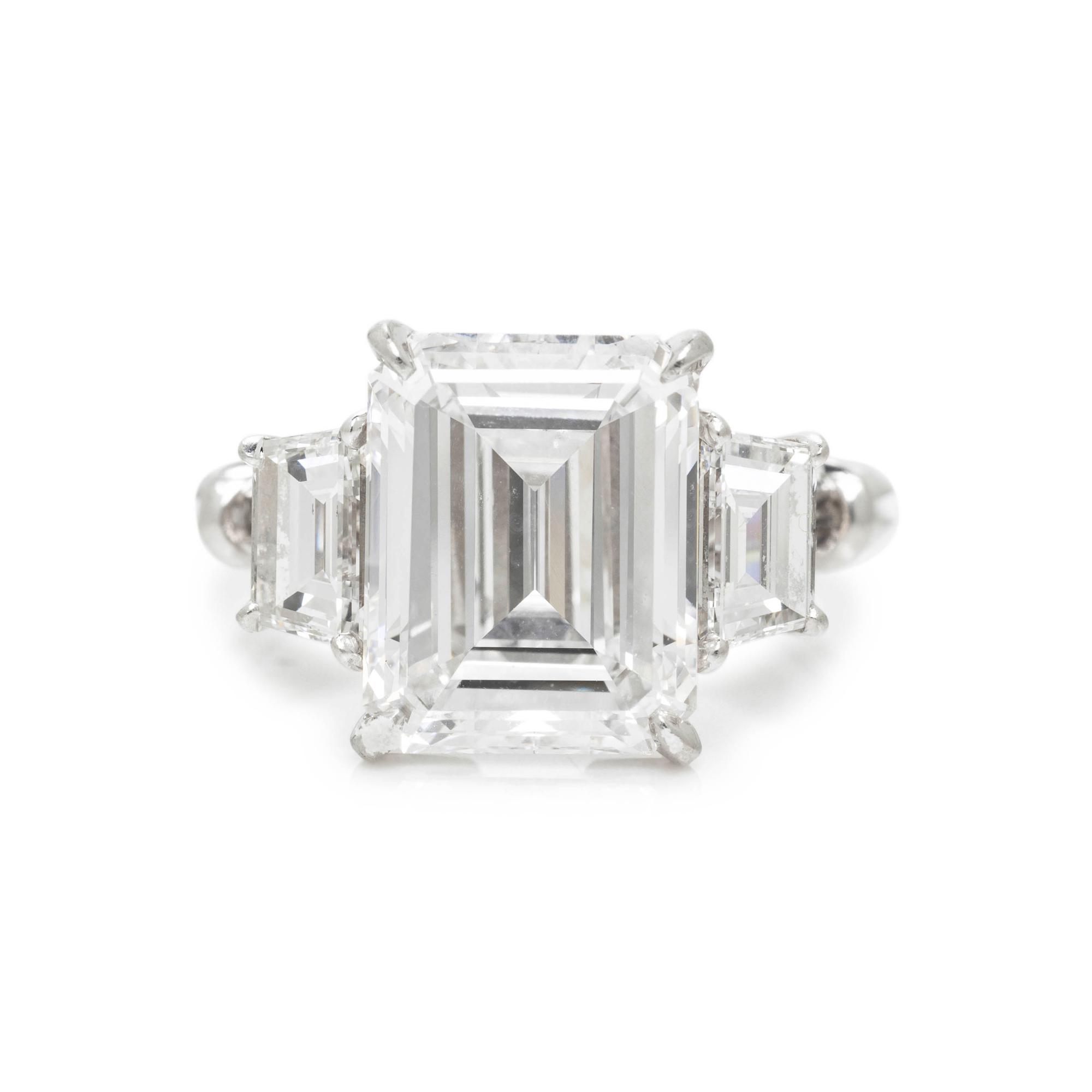 AN IMPORTANT DIAMOND RING