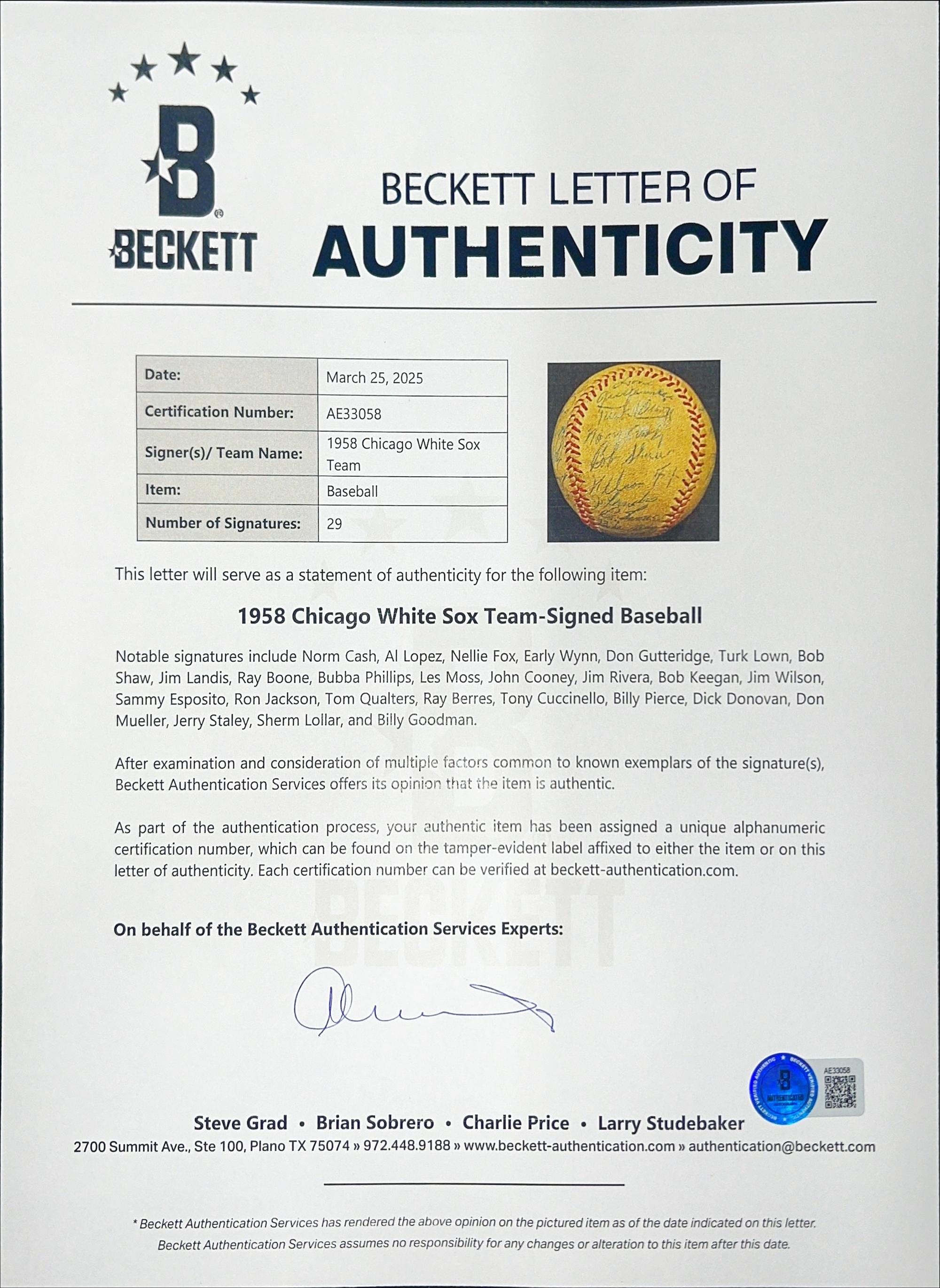A 1958 Chicago White Sox Team Signed Autograph Baseball Including Nellie Fox (Beckett Authentication Services) - 29 Signatures