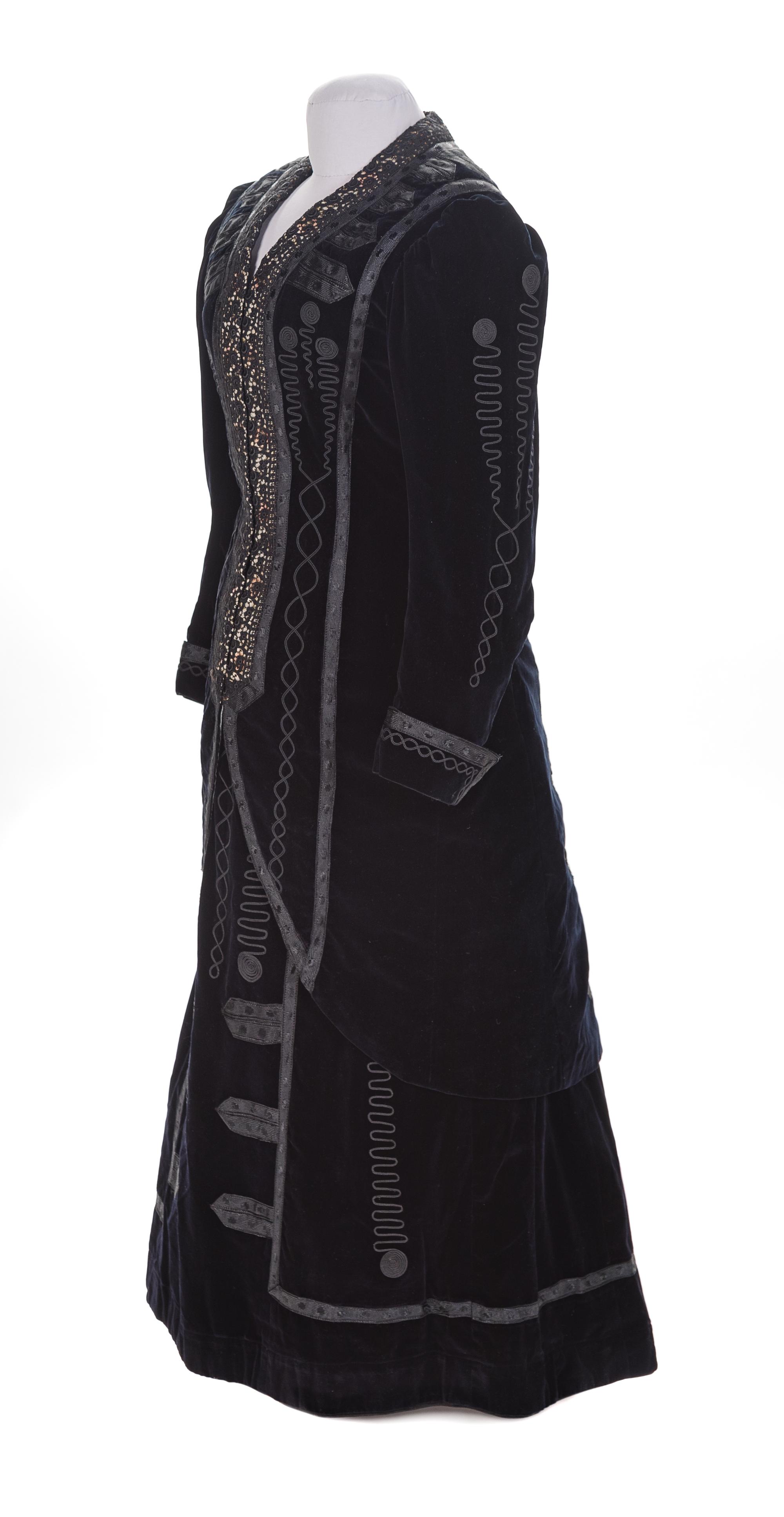 Day Suit in Midnight Blue Velvet, 1910s