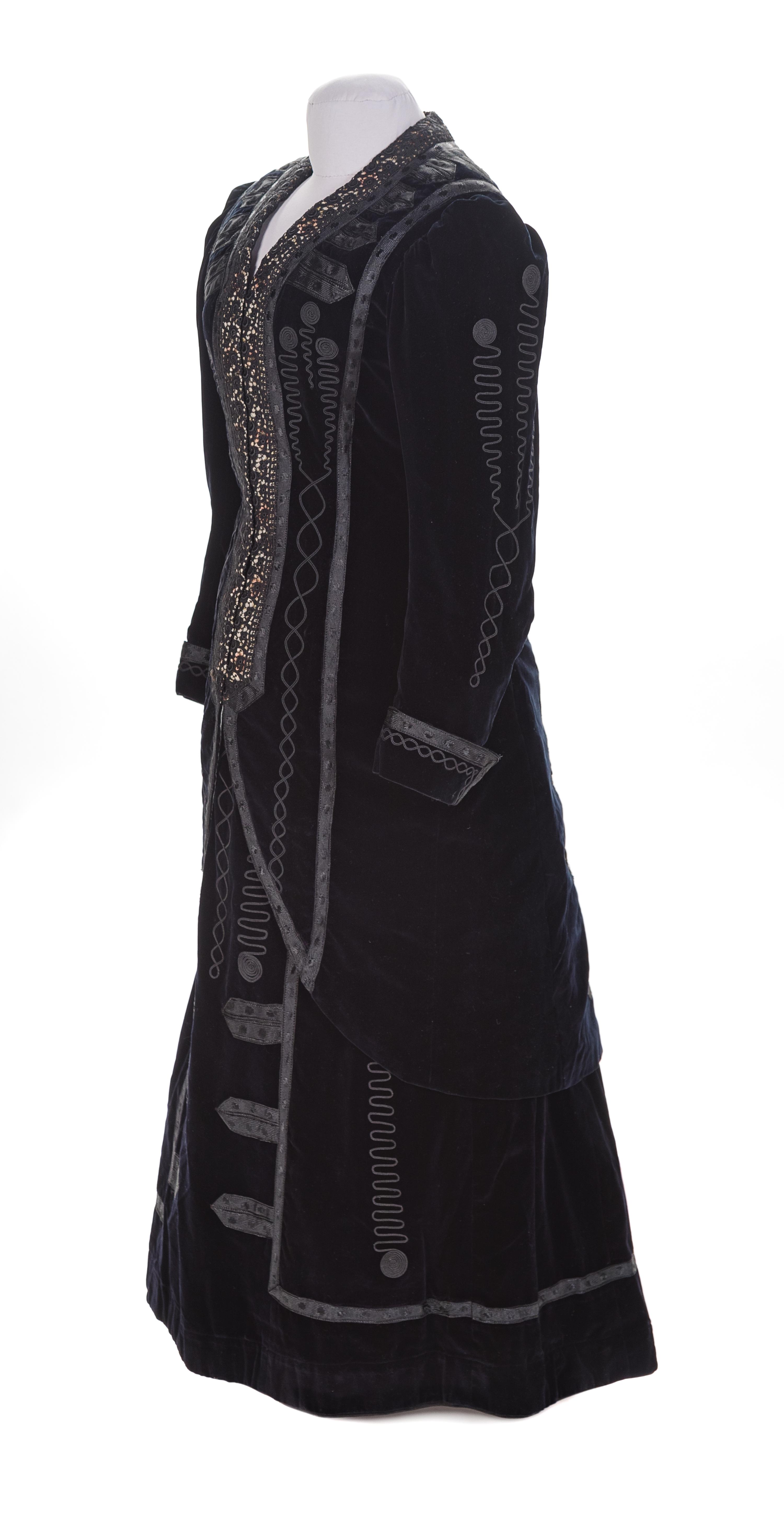 Day Suit in Midnight Blue Velvet, 1910s