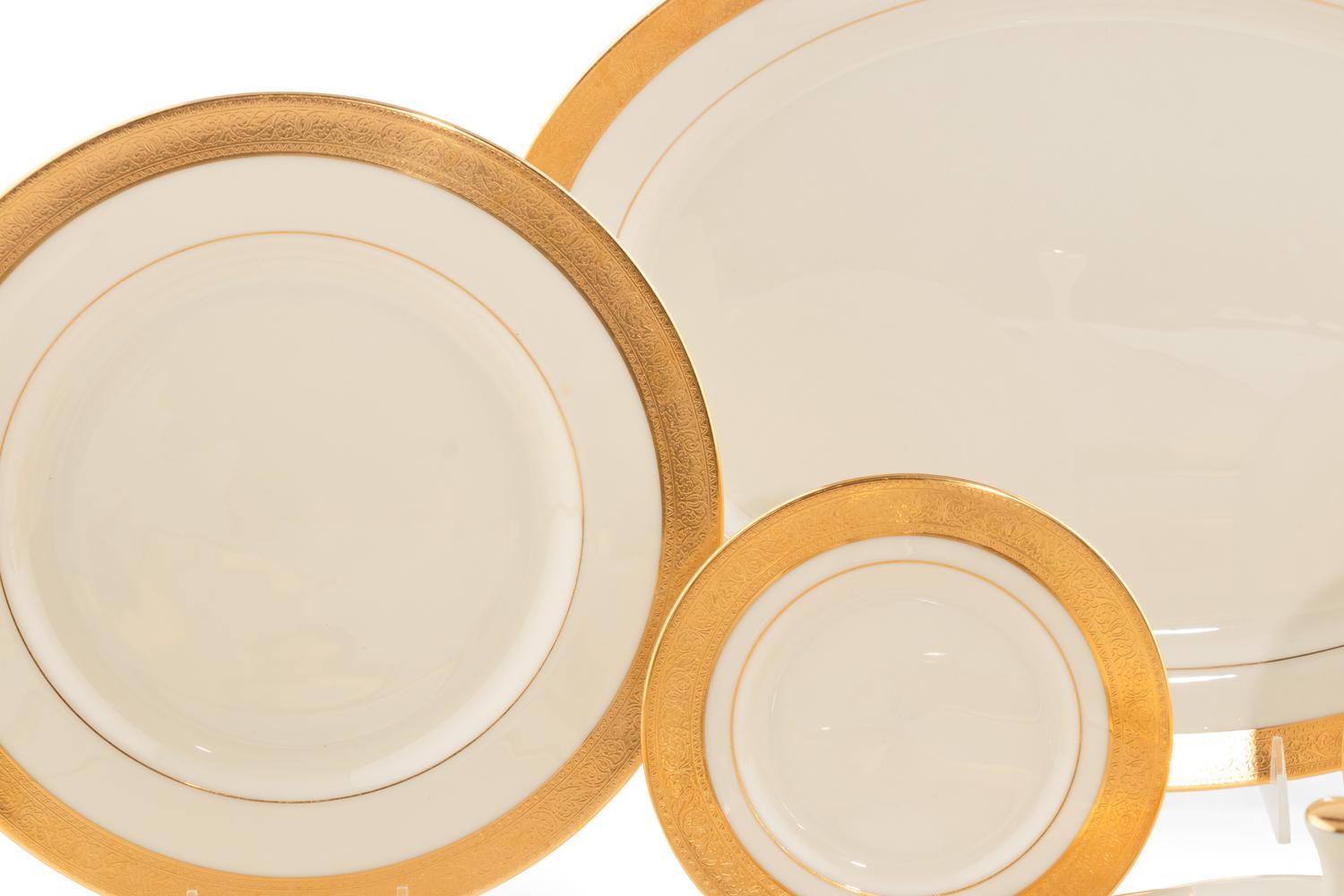 A Lenox Westchester Porcelain Dinner Service
