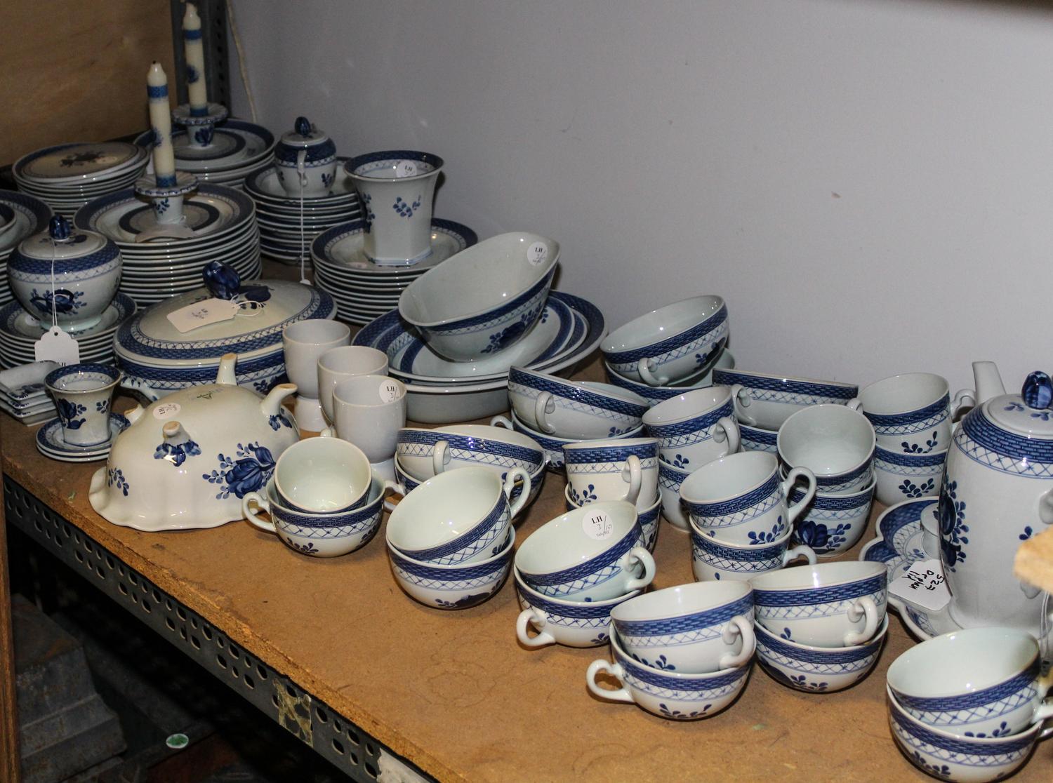 A Royal Copenhagen Tranquebar Dinner Service Diameter of dinner plate 9 3/4 inches. — 20TH CENTURY