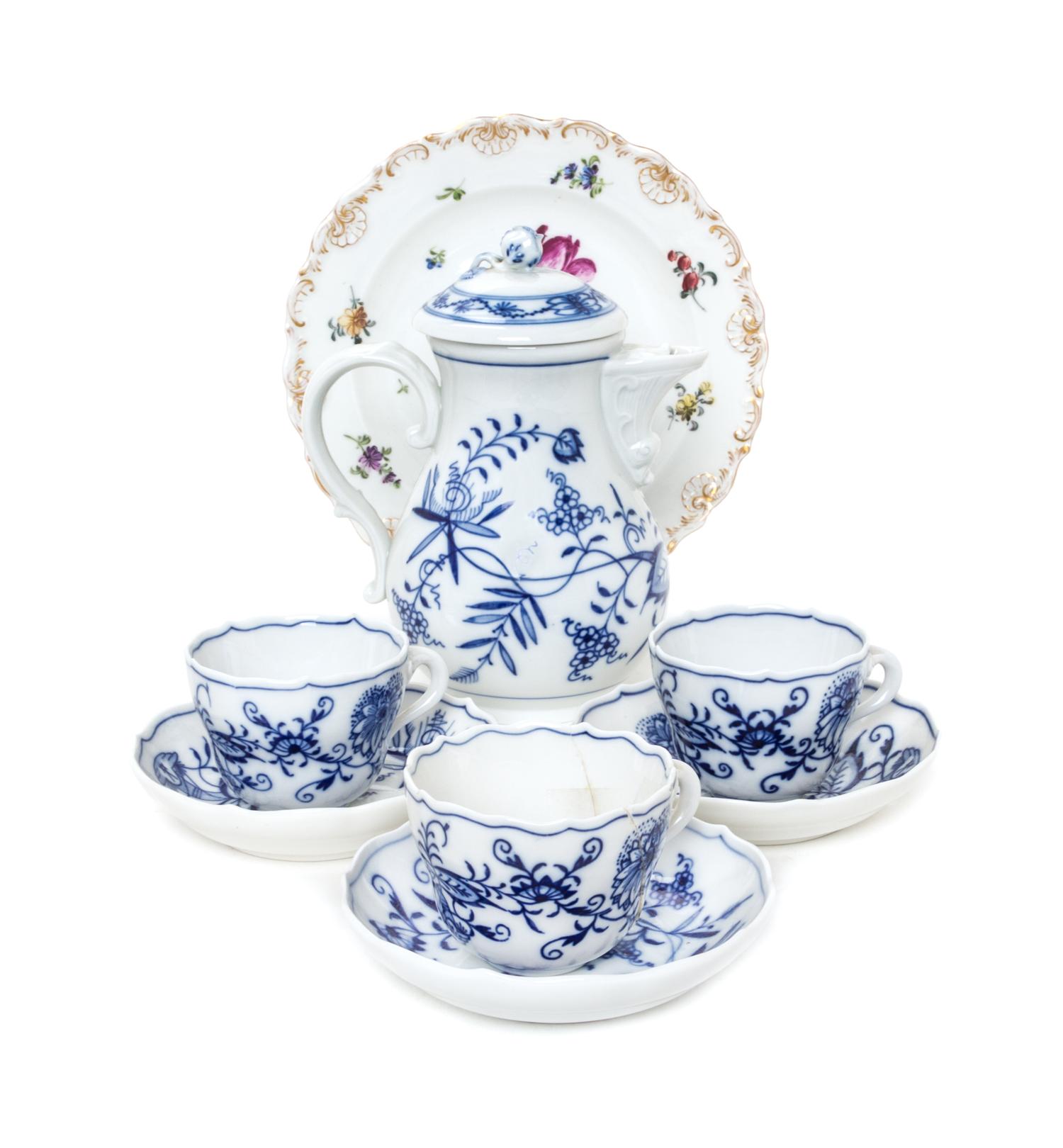 A Collection of Meissen Porcelain Articles Height of tallest 6 1/2 inches.