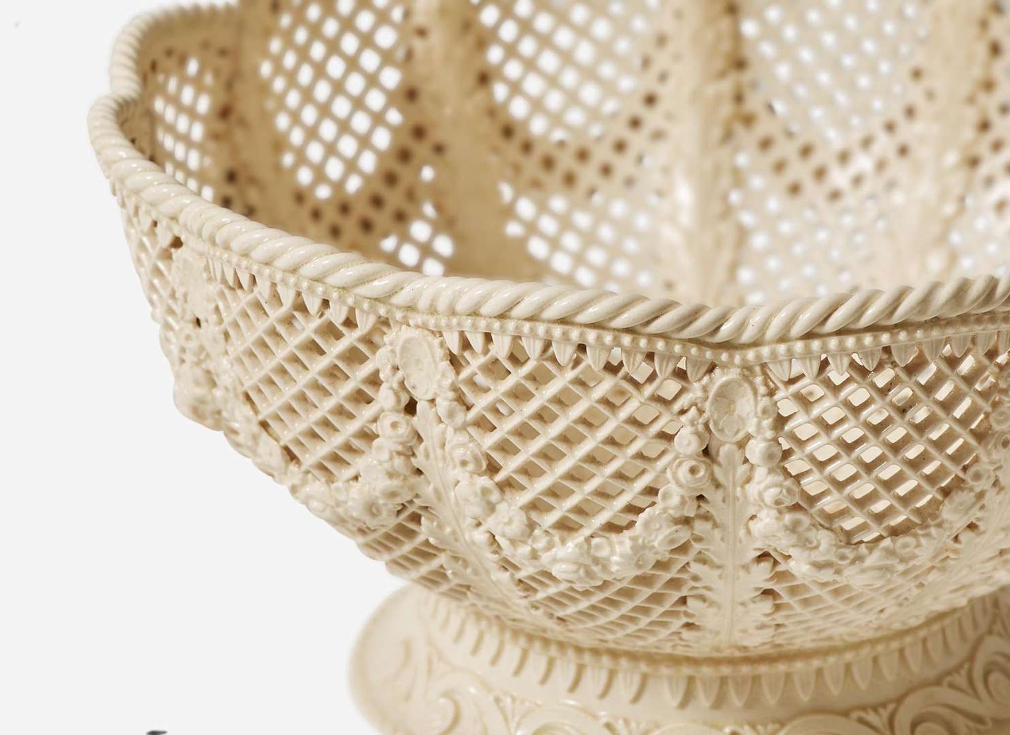 A Wedgwood Imperial Queensware Footed Bowl, UK, circa 1875