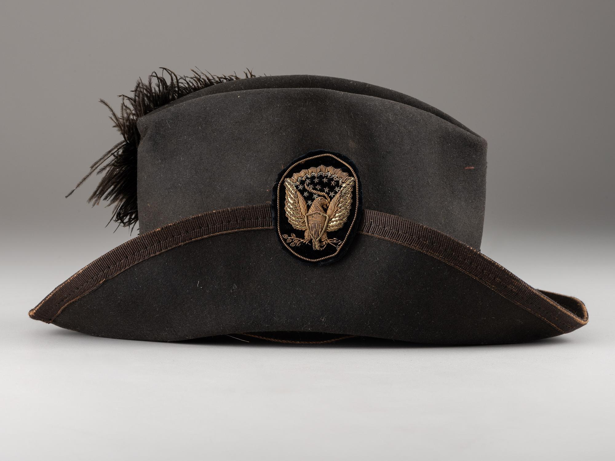 [CIVIL WAR]. Artillery officer's Hardee pattern slouch hat with U.S. Army imprint.