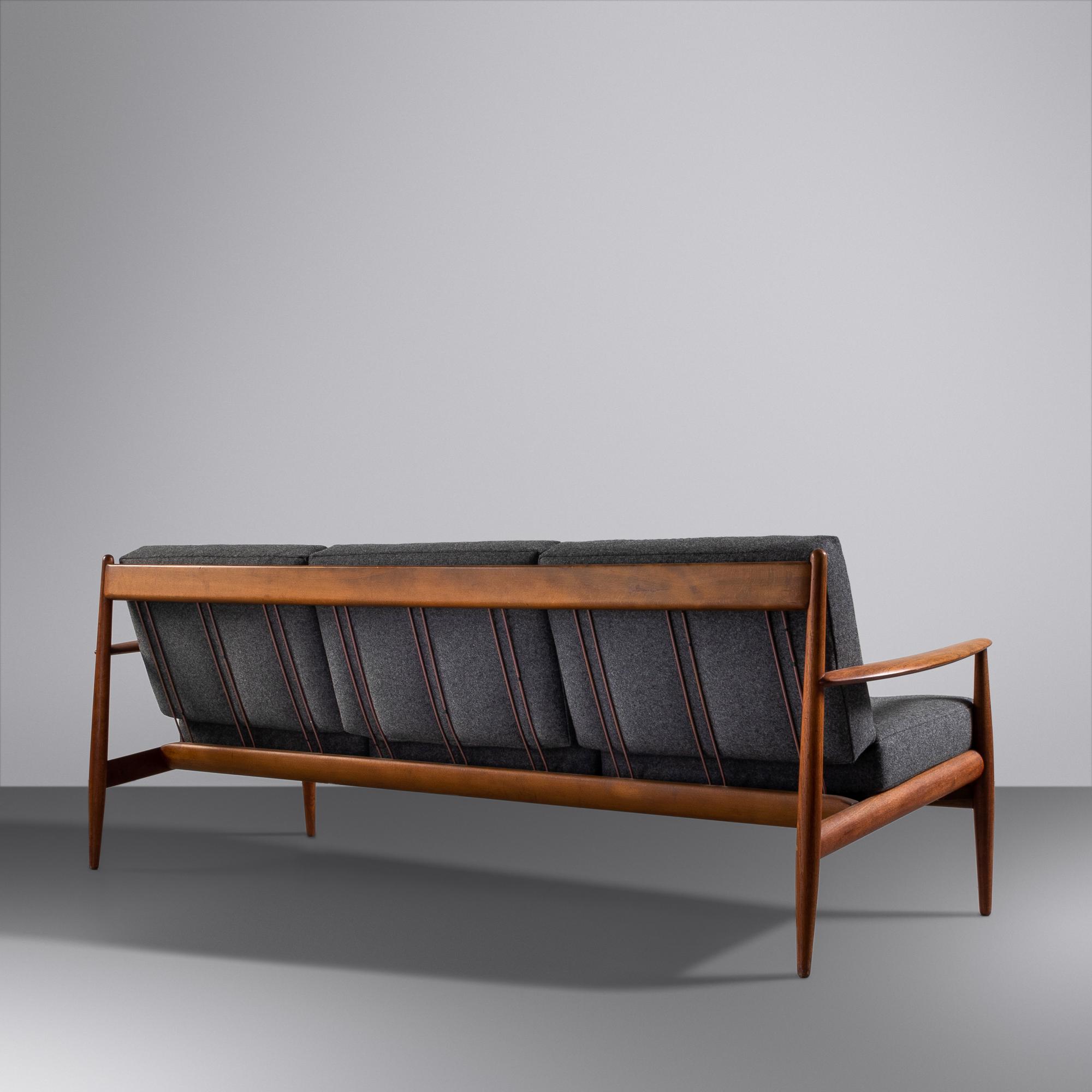 Sofa, c. 1960 France & Daverkosen, Denmark