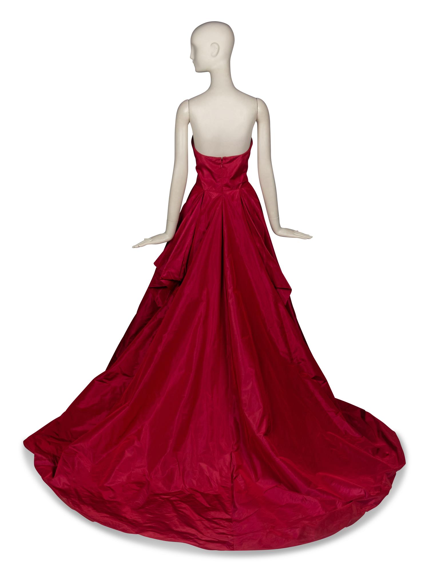 Oscar de la Renta Silk Taffeta Gown