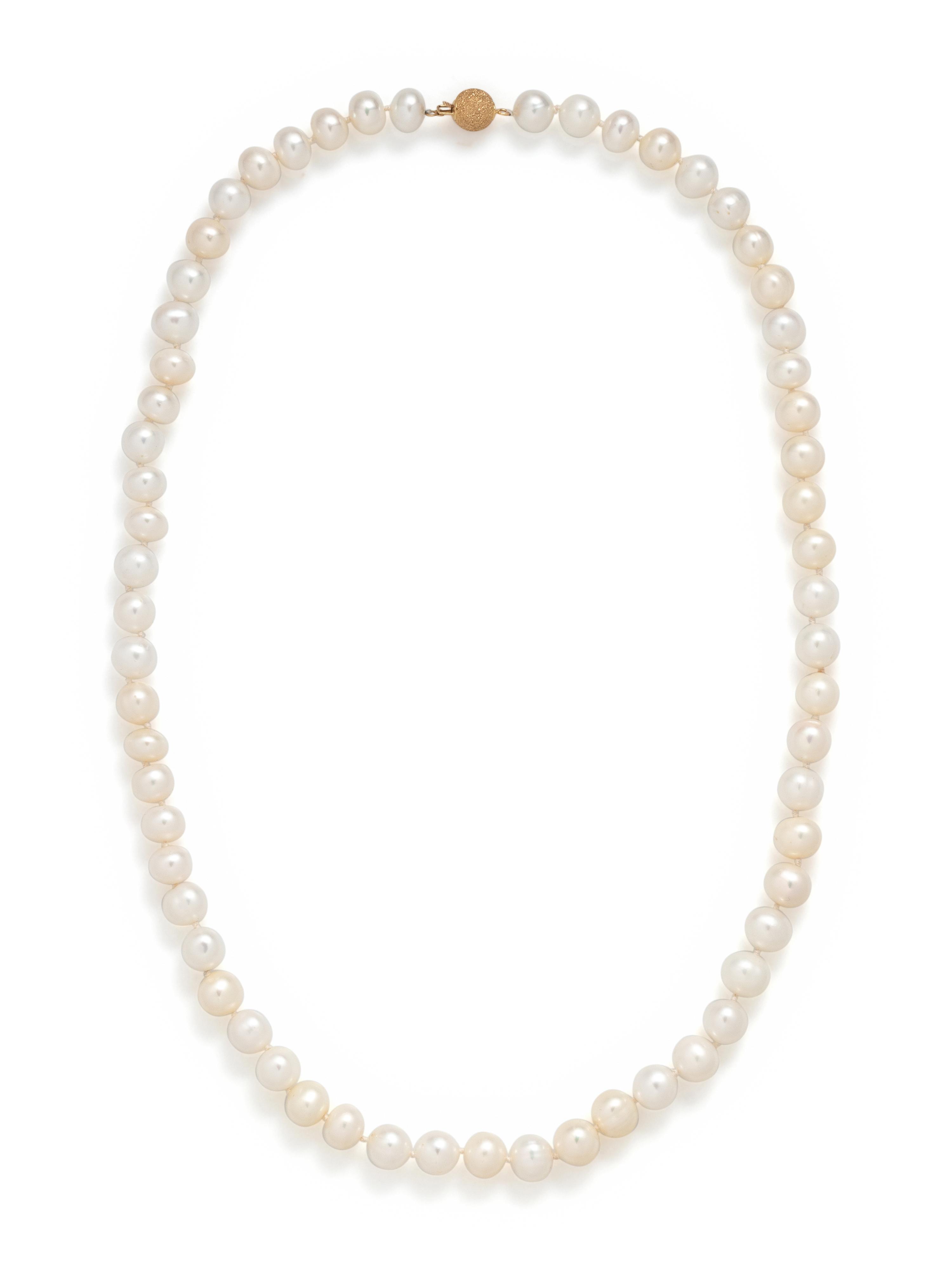 CULTURED PEARL NECKLACE