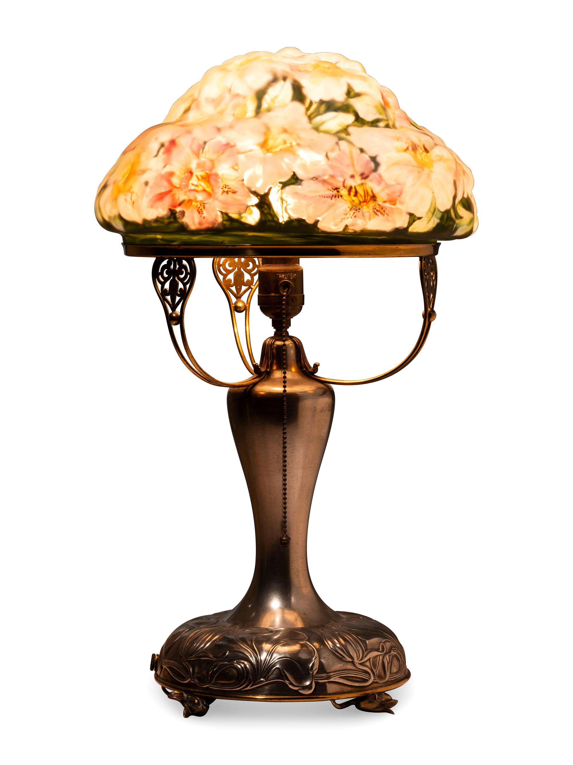 A Pairpoint Reverse-Painted Glass Puffy 'Lily' Table Lamp