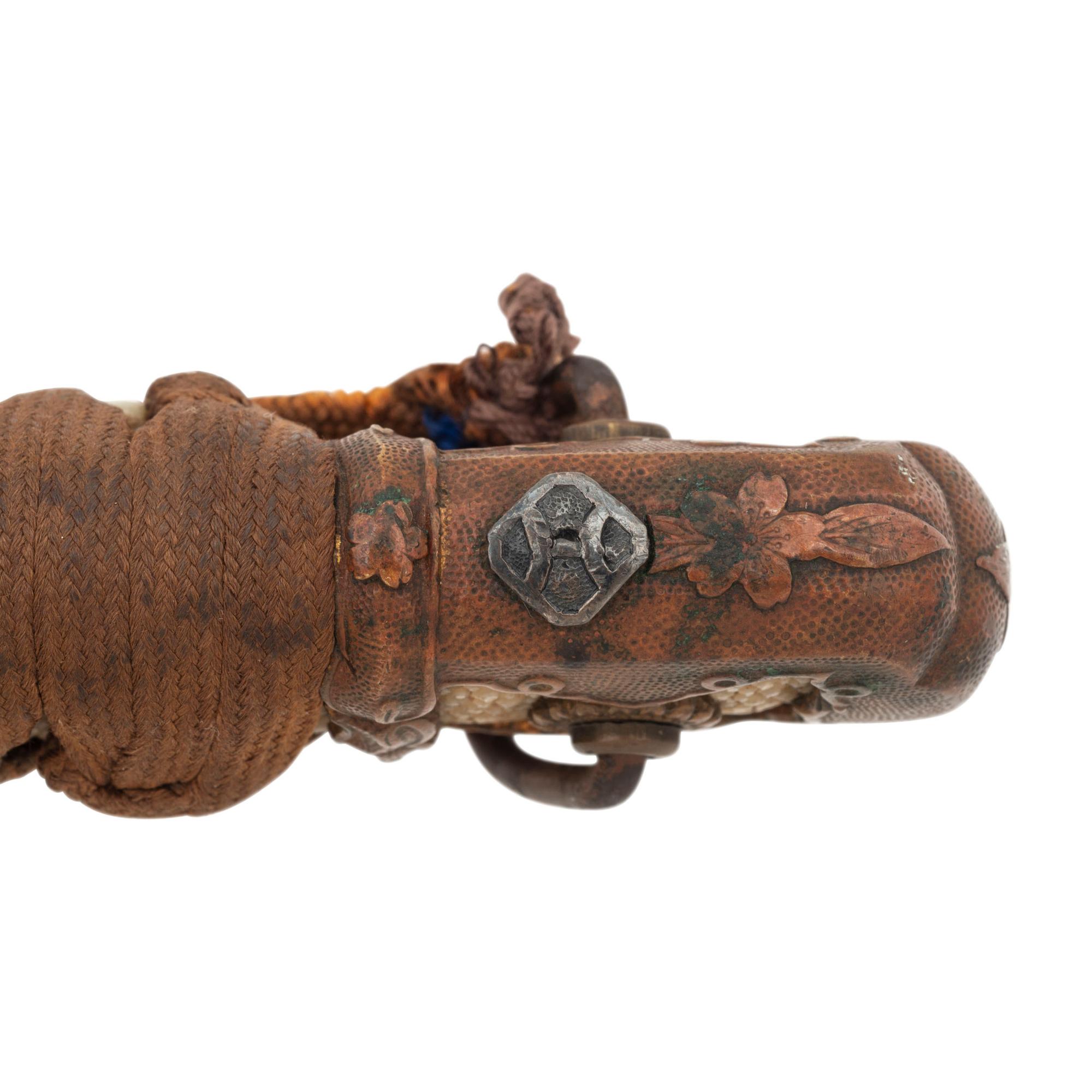 Signed WWII Japanese Shin Gunto with Officer's Sageo and Family Mons to Both Habaki and Kashira
