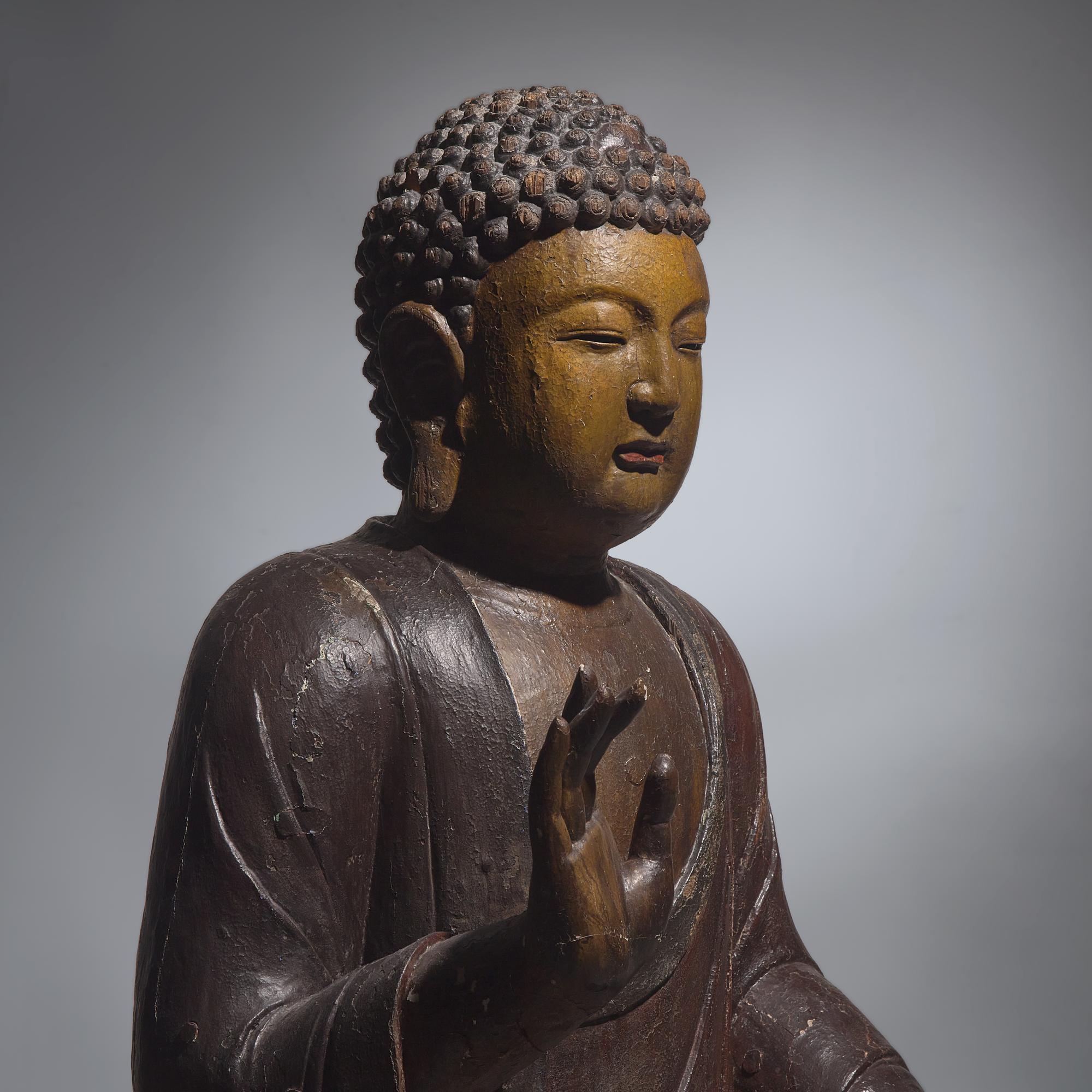 A Large Chinese Lacquered Wood Seated Buddha, Late Ming/Early Qing Dynasty — 明末清初 木髹漆巨型坐佛