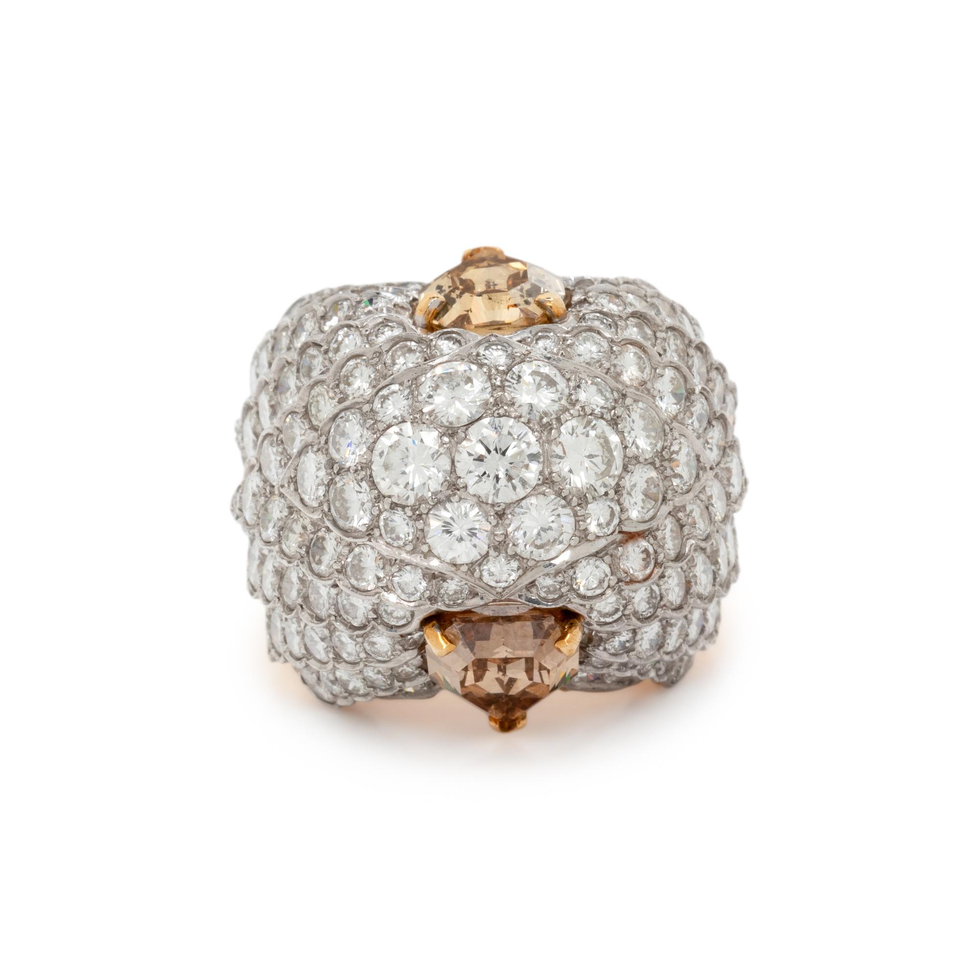 DIAMOND AND COLORED DIAMOND BOMBÉ RING