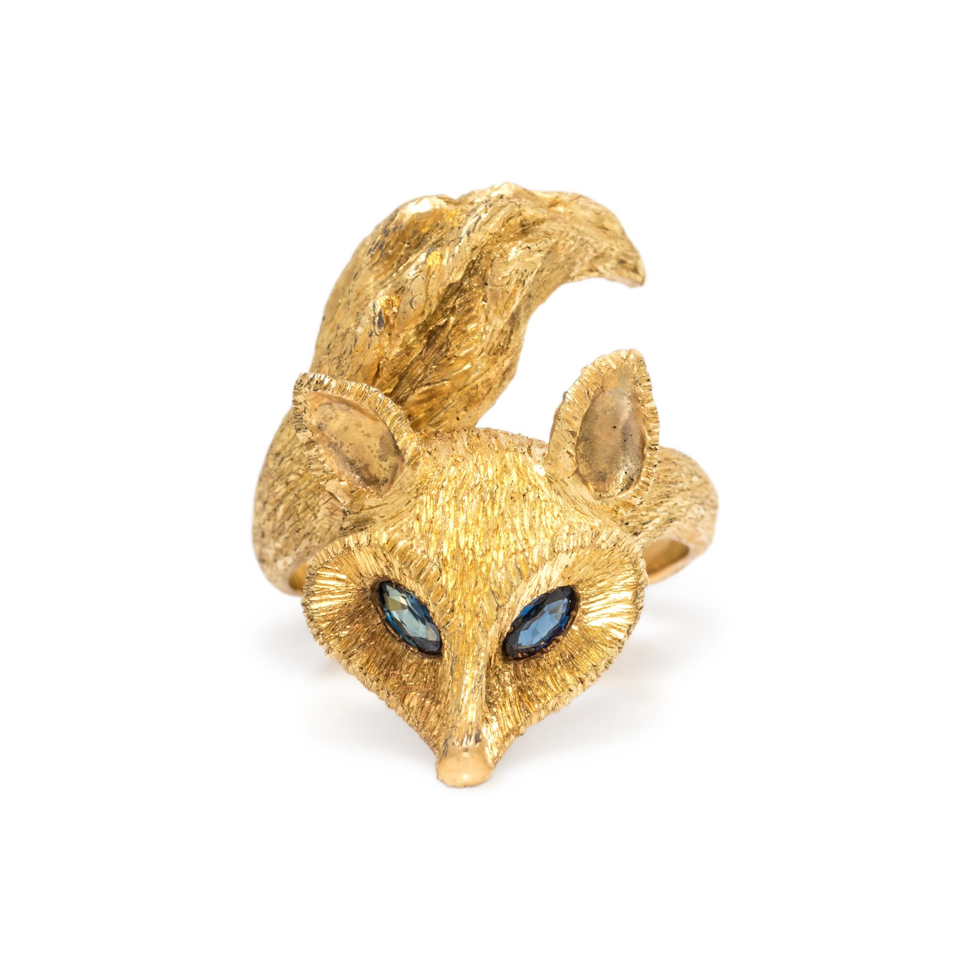 YELLOW GOLD AND SAPPHIRE FOX RING