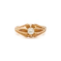YELLOW GOLD AND DIAMOND RING
