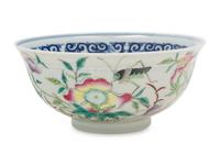 A Famille Rose and Underglaze Blue Porcelain Bowl