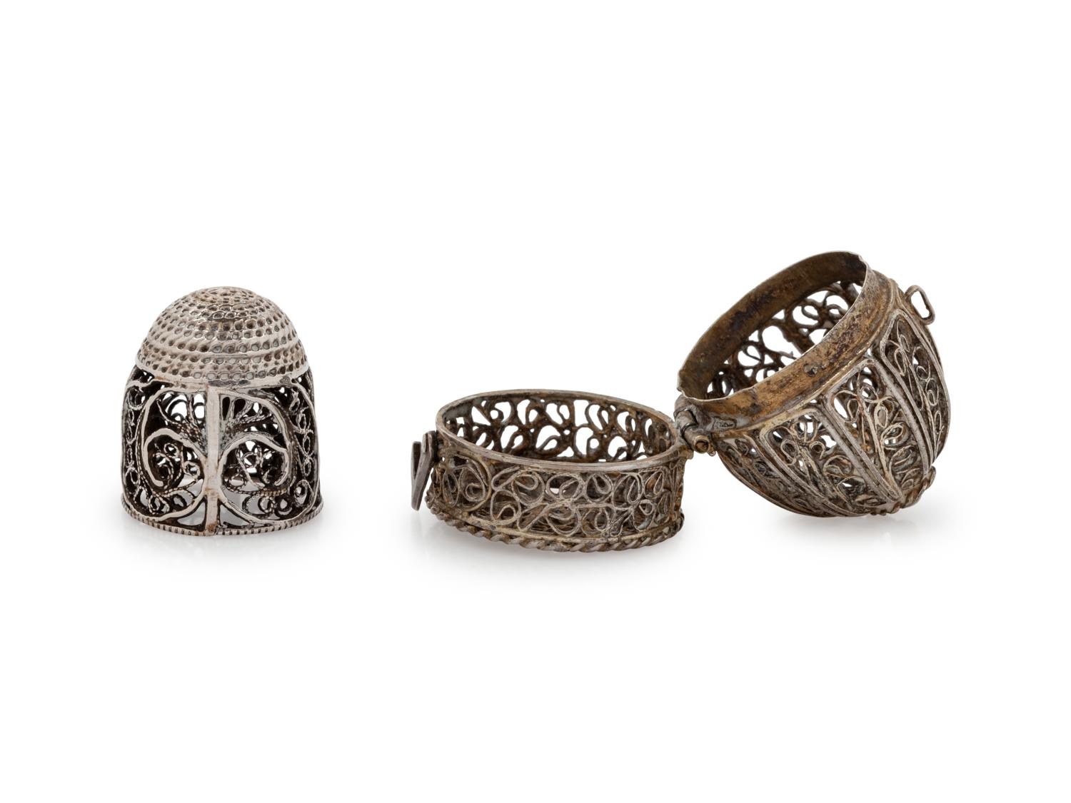 A Continental Silver Filigree Thimble and Thimble Case