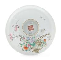 A Famille Rose Porcelain Cover Diameter 9 3/8 inches. — LATE QING DYNASTY