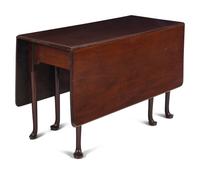 A Queen Anne Style Mahogany Drop-Leaf Gate-Leg Dining Table
