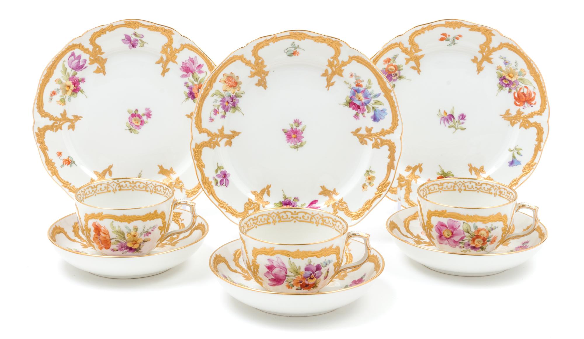 A Berlin (K.P.M.) Porcelain Dessert Service Width of tray 17 inches. — 19TH/20TH CENTURY