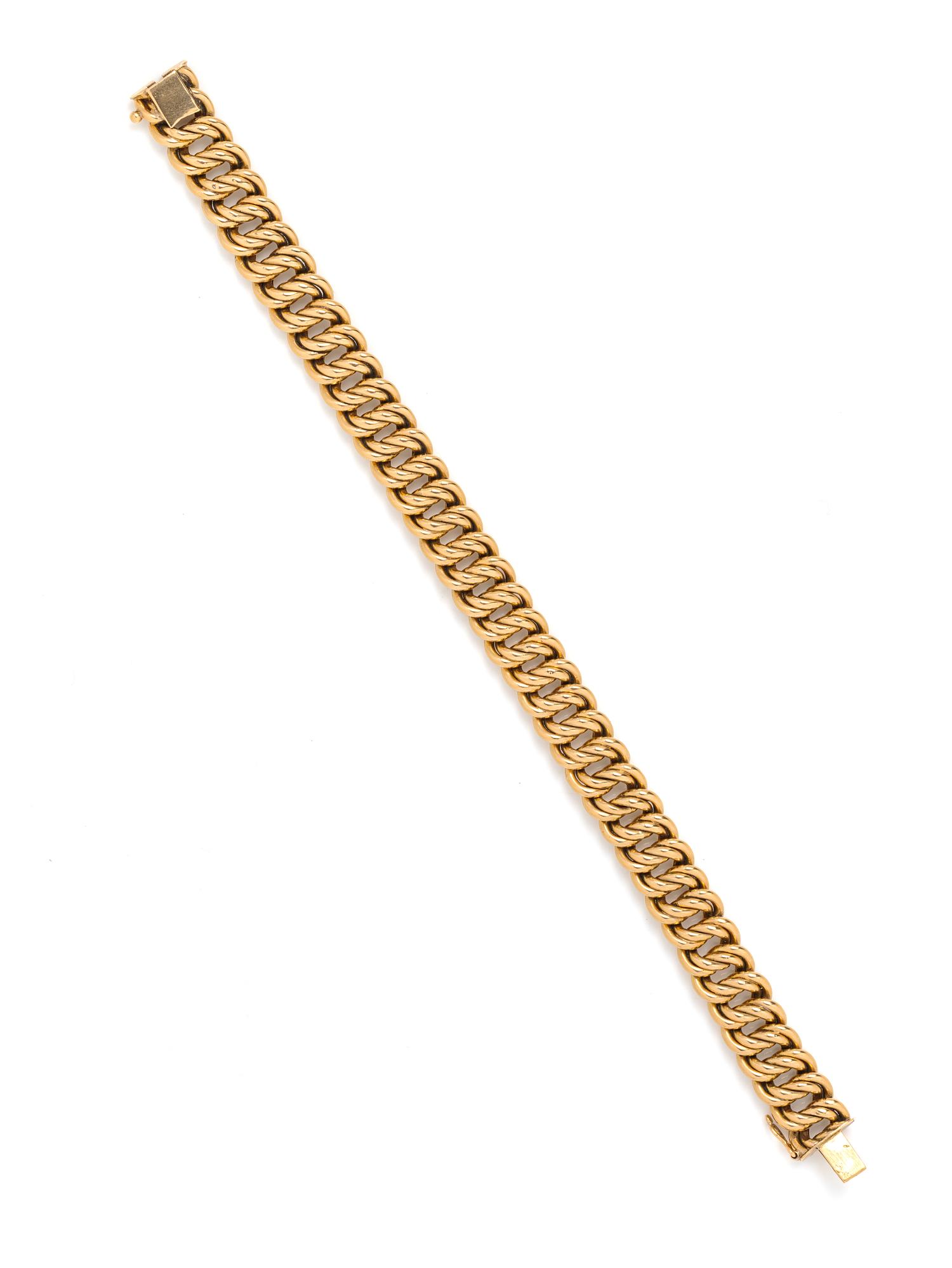 FRENCH, YELLOW GOLD DOUBLE LINK CHAIN BRACELET