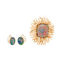 YELLOW GOLD AND OPAL SET