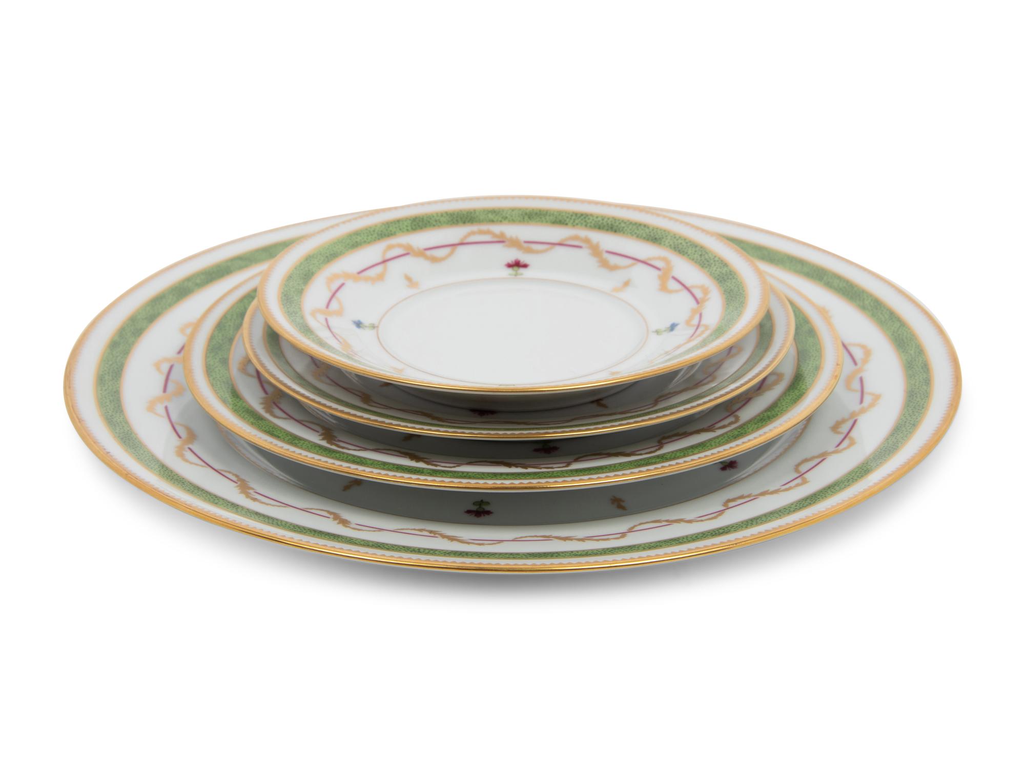 A Haviland Limoges Vieux Paris Vert Dinner Service