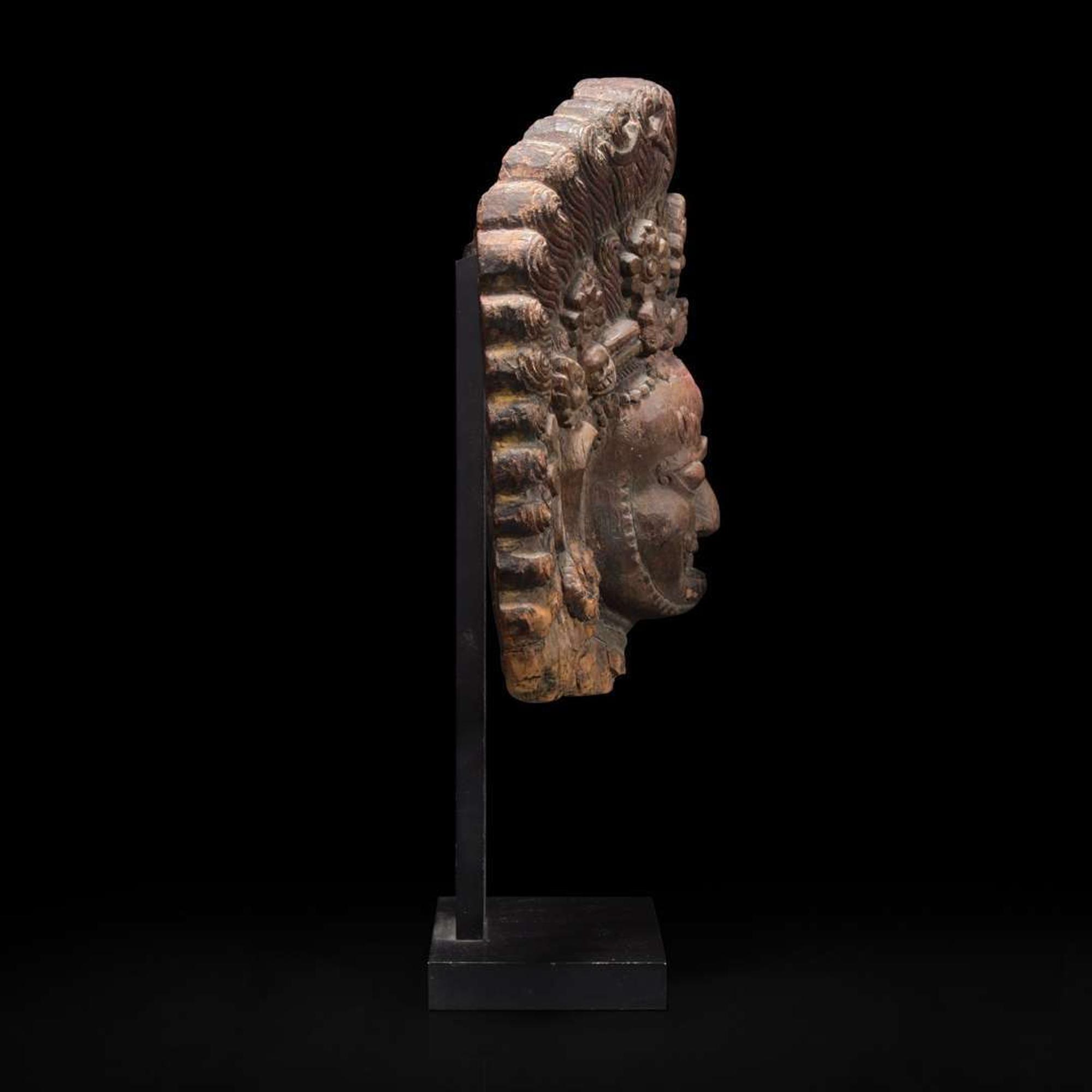 A Nepalese carved wood mask of Bhairava 尼泊尔陪胪木面具 15th-17th century ???????