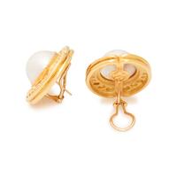 SUSAN BERMAN, YELLOW GOLD AND CULTURED MABE PEARL EARCLIPS