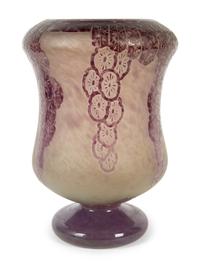 A Le Verre Fran ç ais Cameo Glass Vase