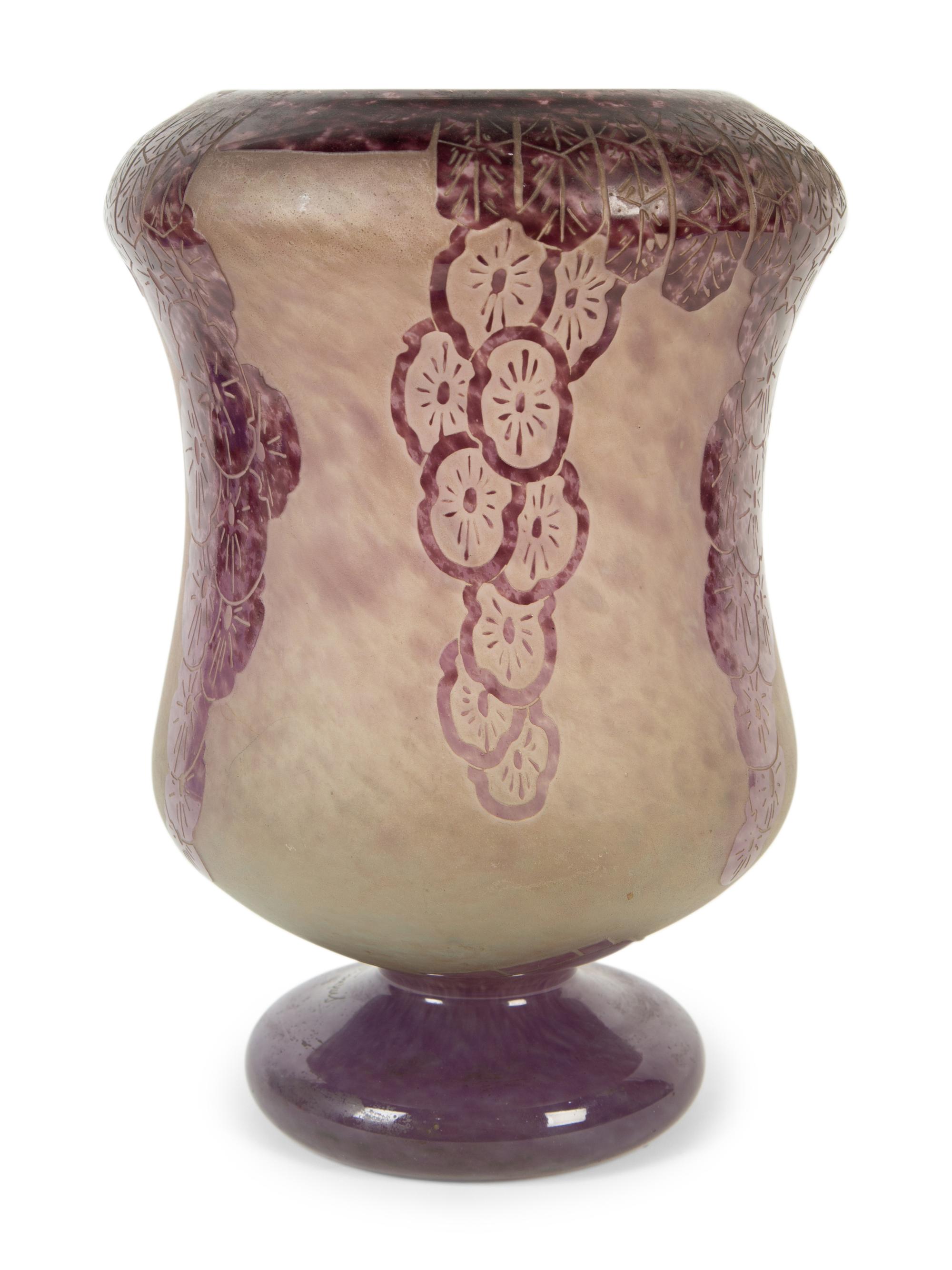 A Le Verre Fran ç ais Cameo Glass Vase