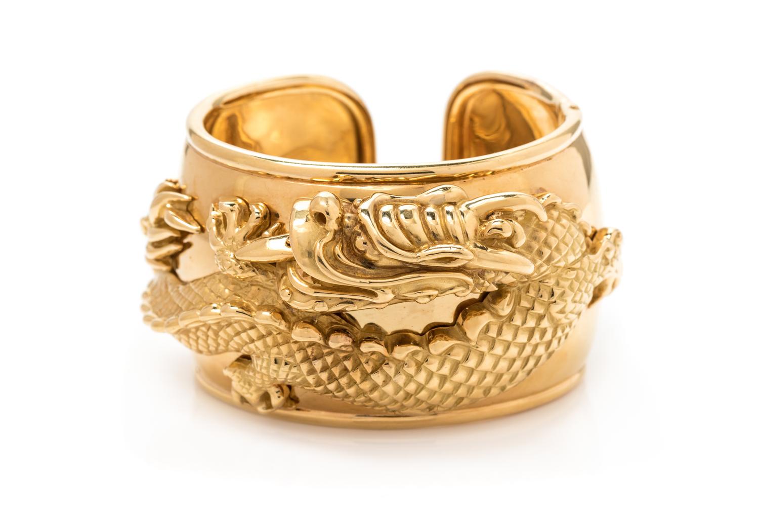 An 18 Karat Yellow Gold Dragon Motif Cuff Bracelet,