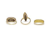 COLLECTION OF YELLOW GOLD AND SEED PEARL RINGS