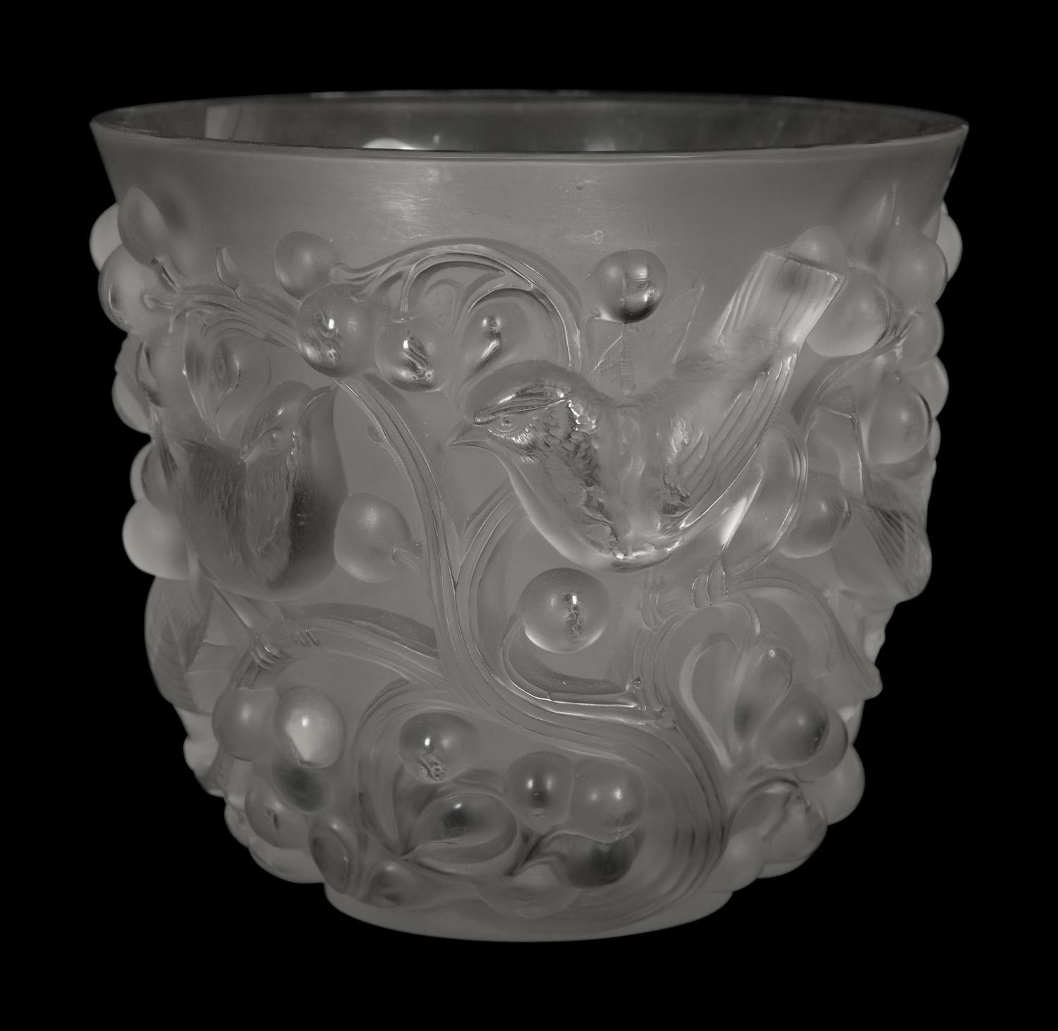 A Lalique Avalon Vase