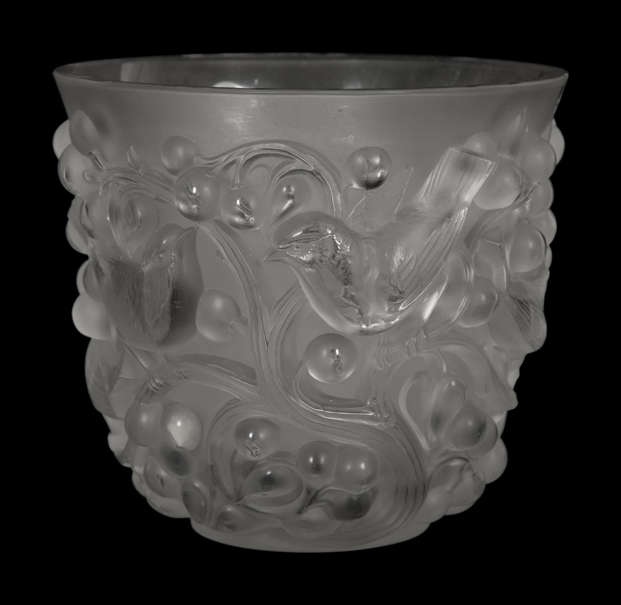 A Lalique Avalon Vase