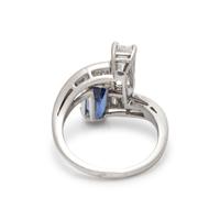 DIAMOND AND SAPPHIRE 'TOI ET MOI' RING