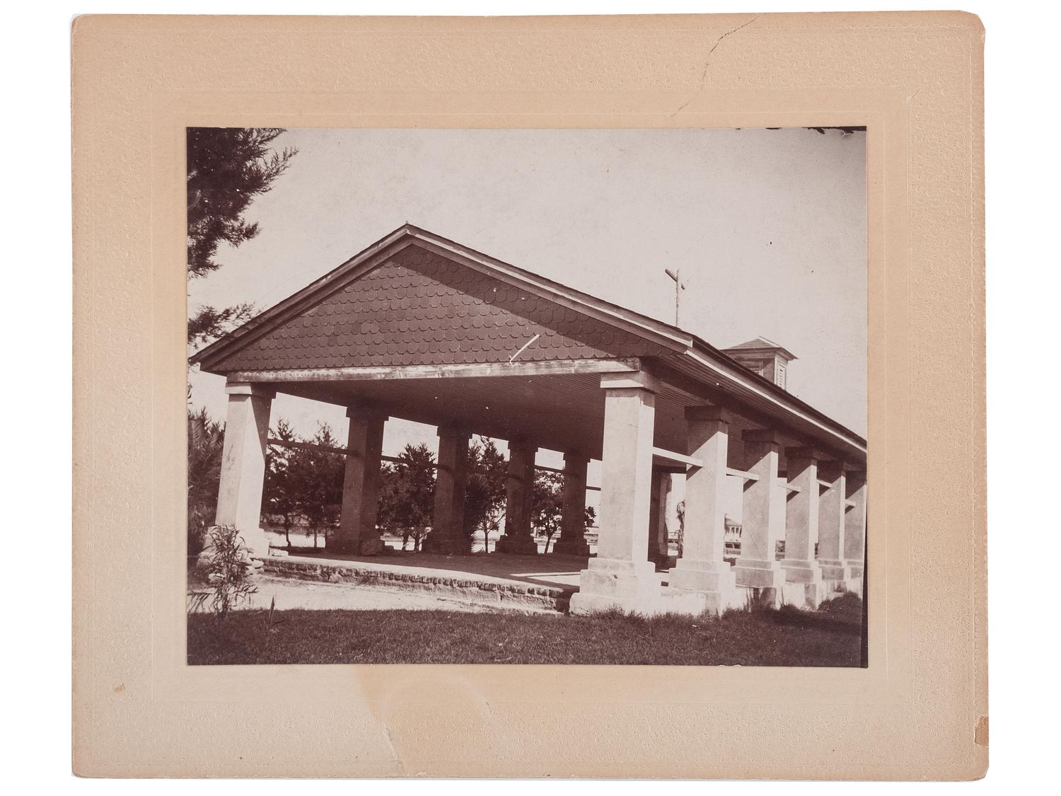 [SLAVERY & ABOLITION]. Outdoor image of Old Slave Market in St. Augustine, FL.